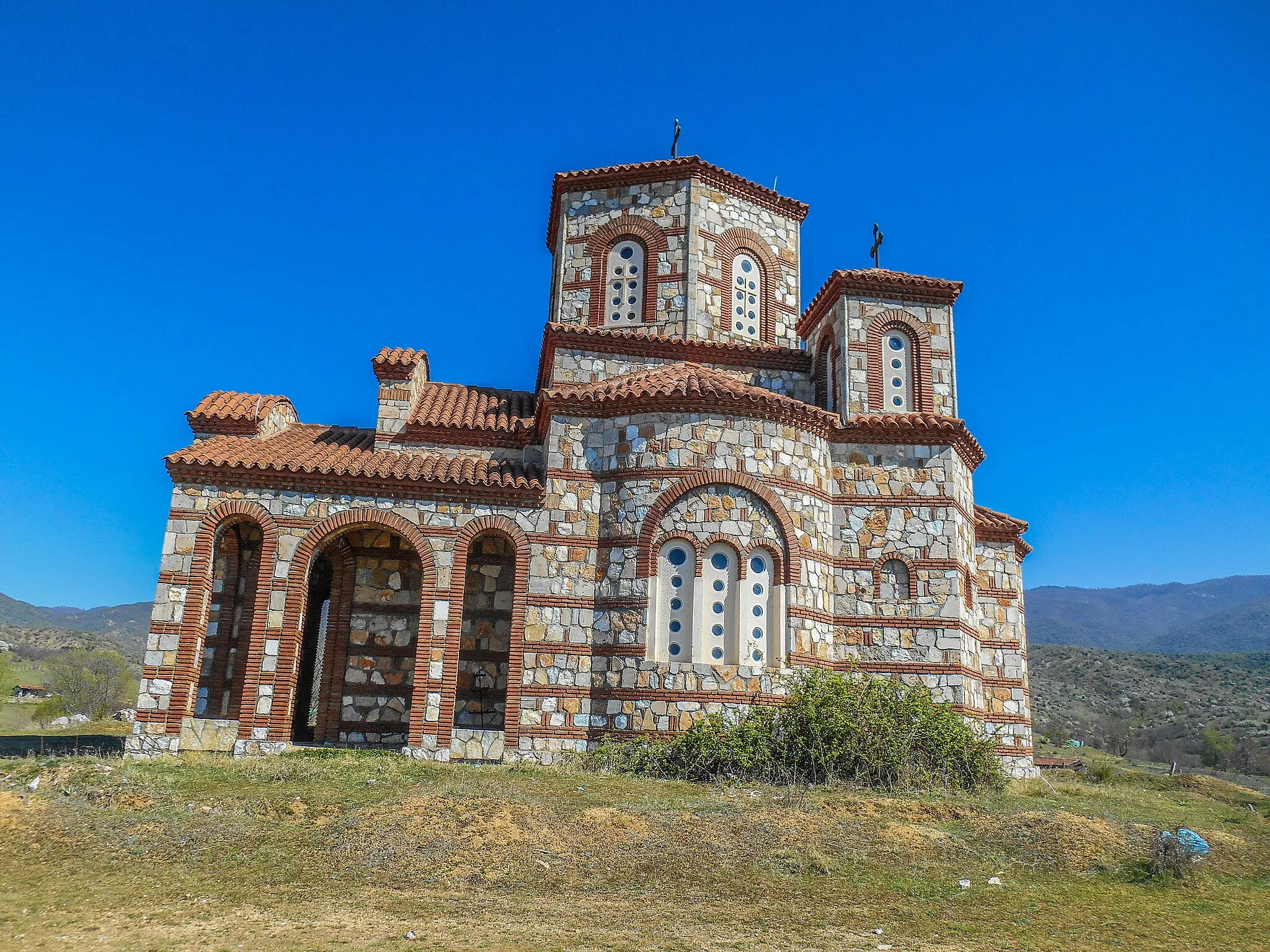 Photo showing: Црква „Св. Климент Охридски“ - Хамзали