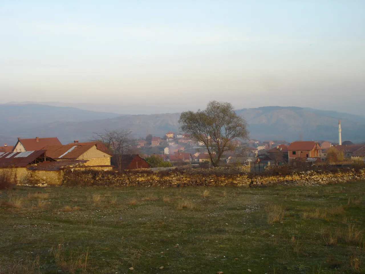 Photo showing: village of Rashche, near Skopje, Macedonia