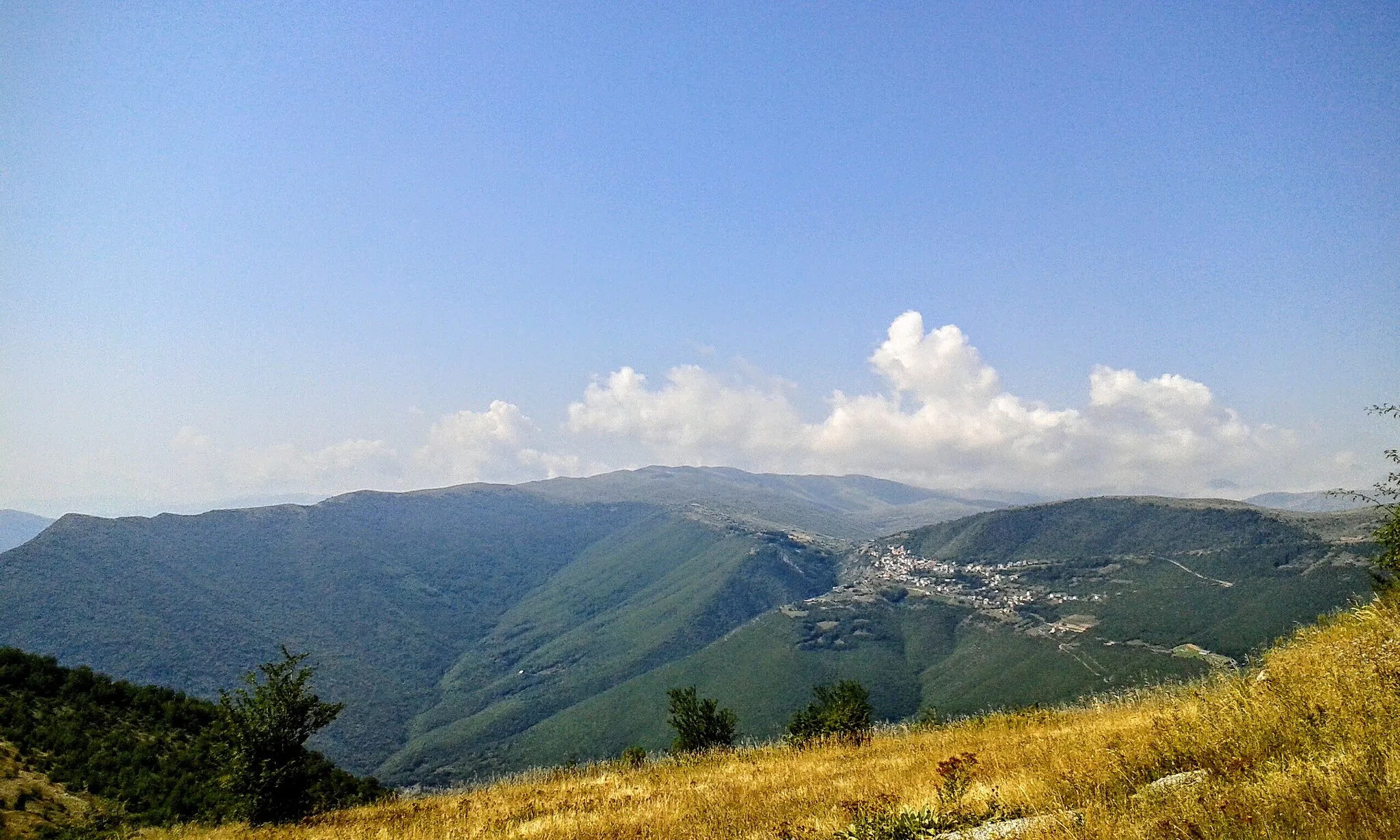 Photo showing: View of the village Gurgurnica