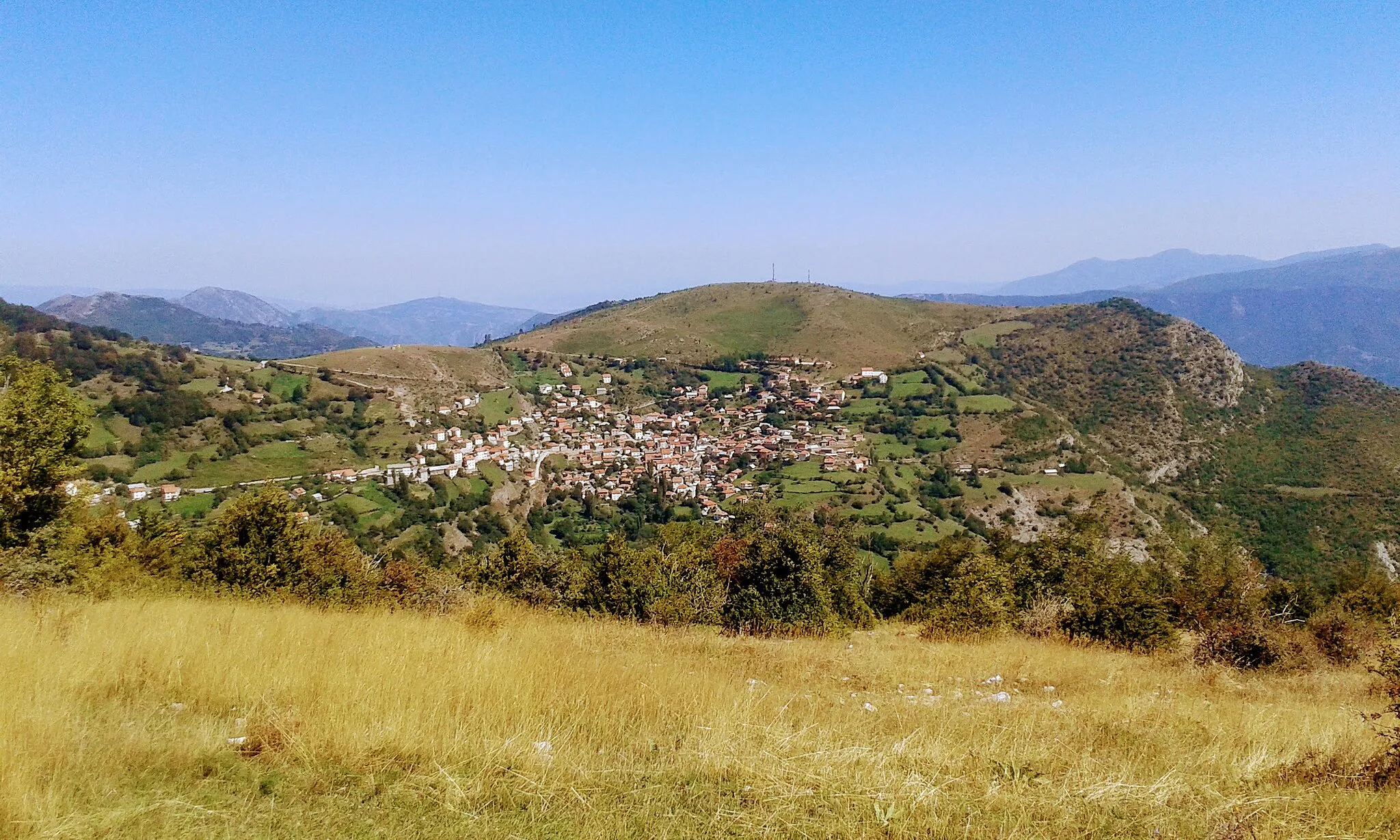 Photo showing: View of the village Sedlarevo