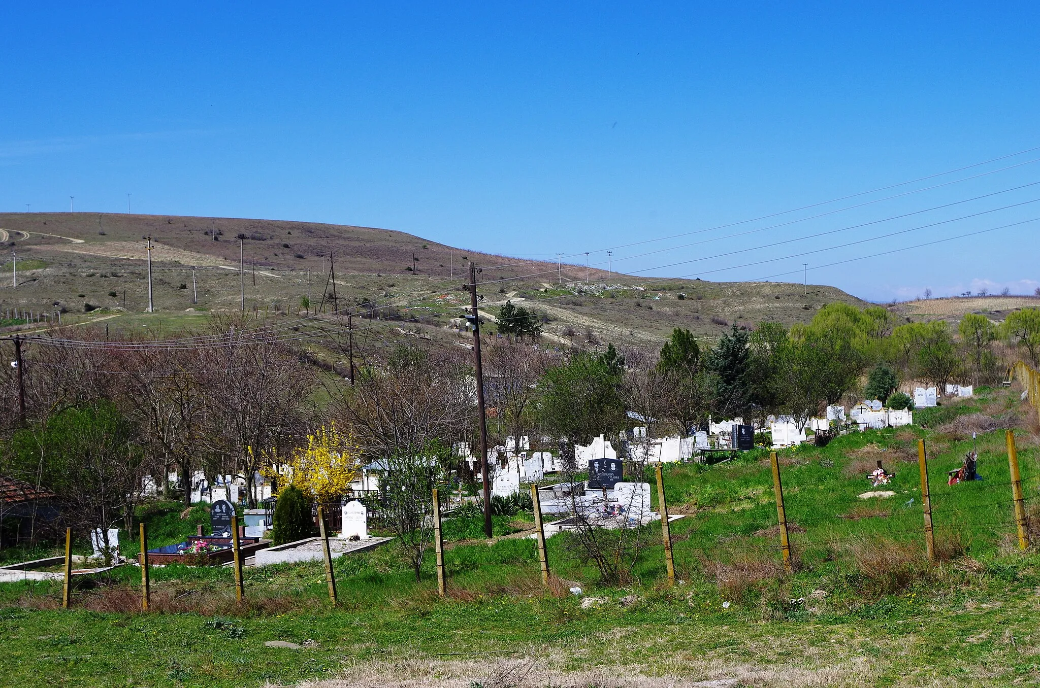 Photo showing: View of the graveyard in the village Krivolak