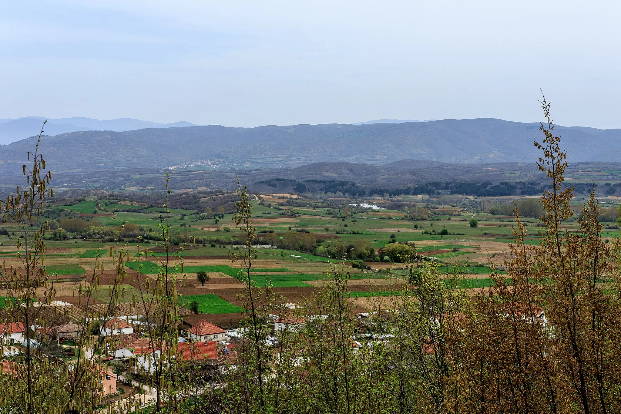 Photo showing: View of the village Lubnica, Macedonia