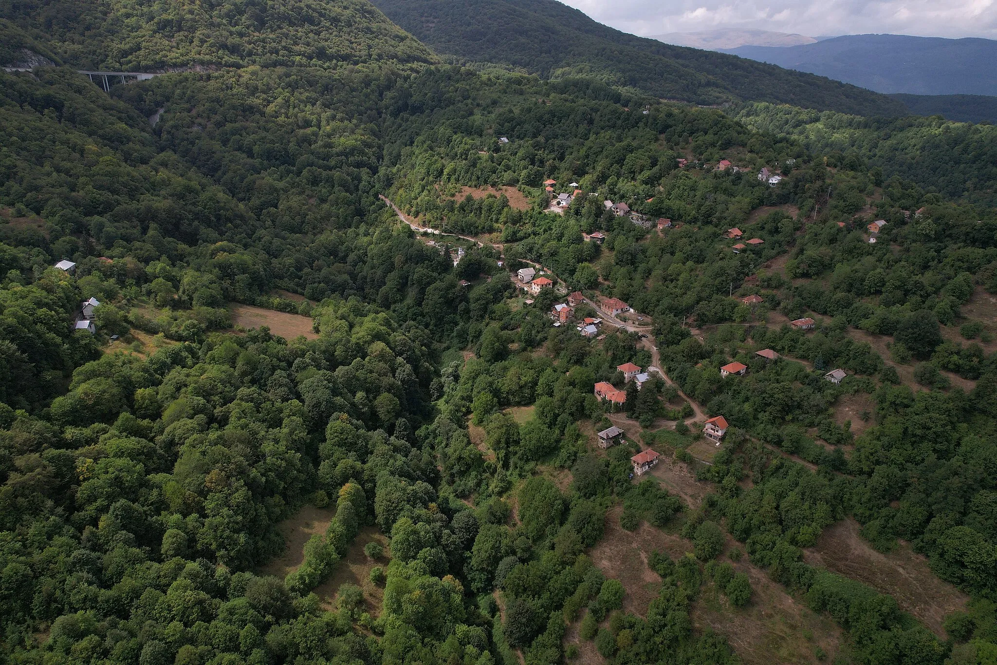 Photo showing: A view of the village of Sretkovo