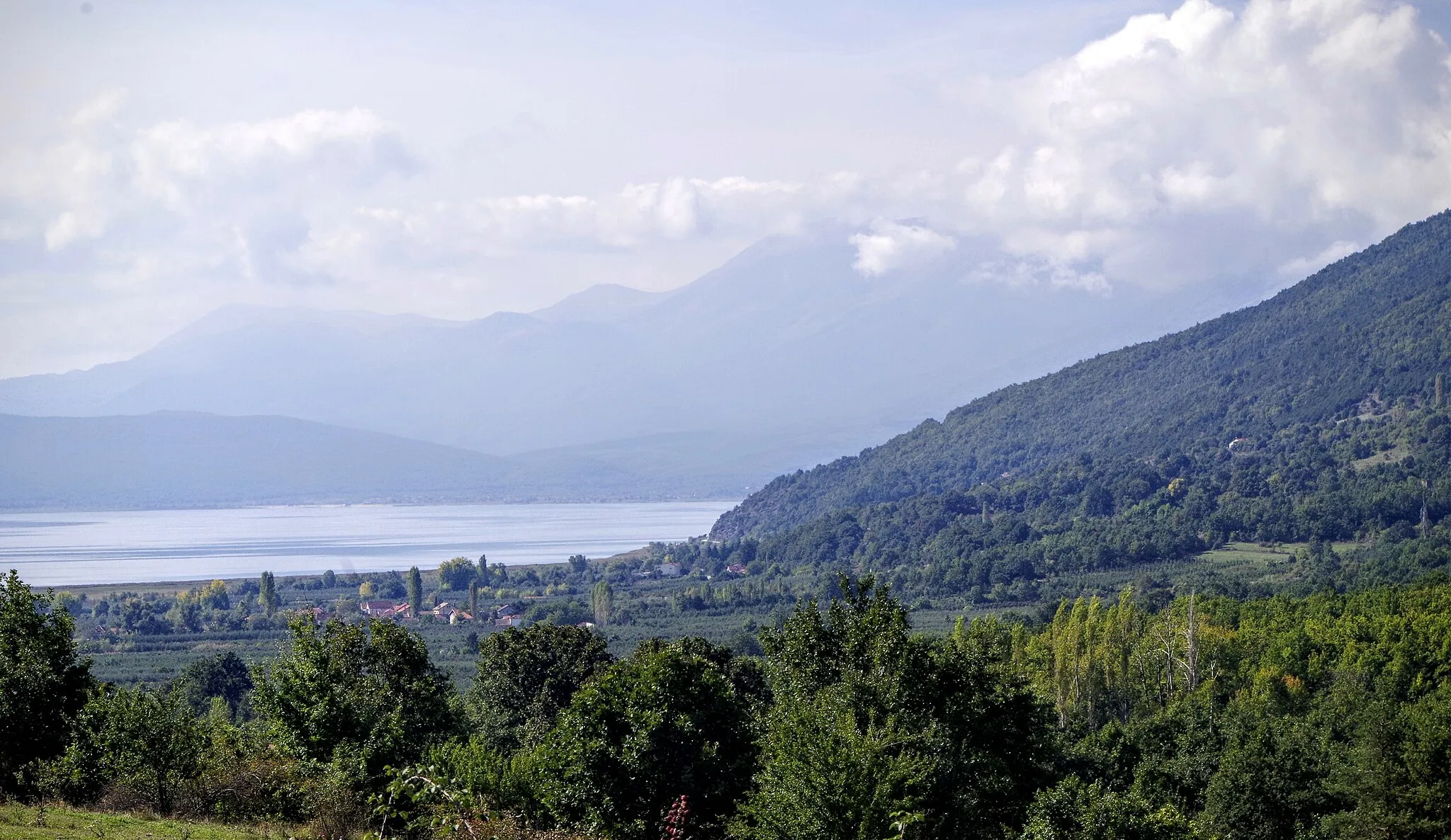 Photo showing: View of the village Šurlenci