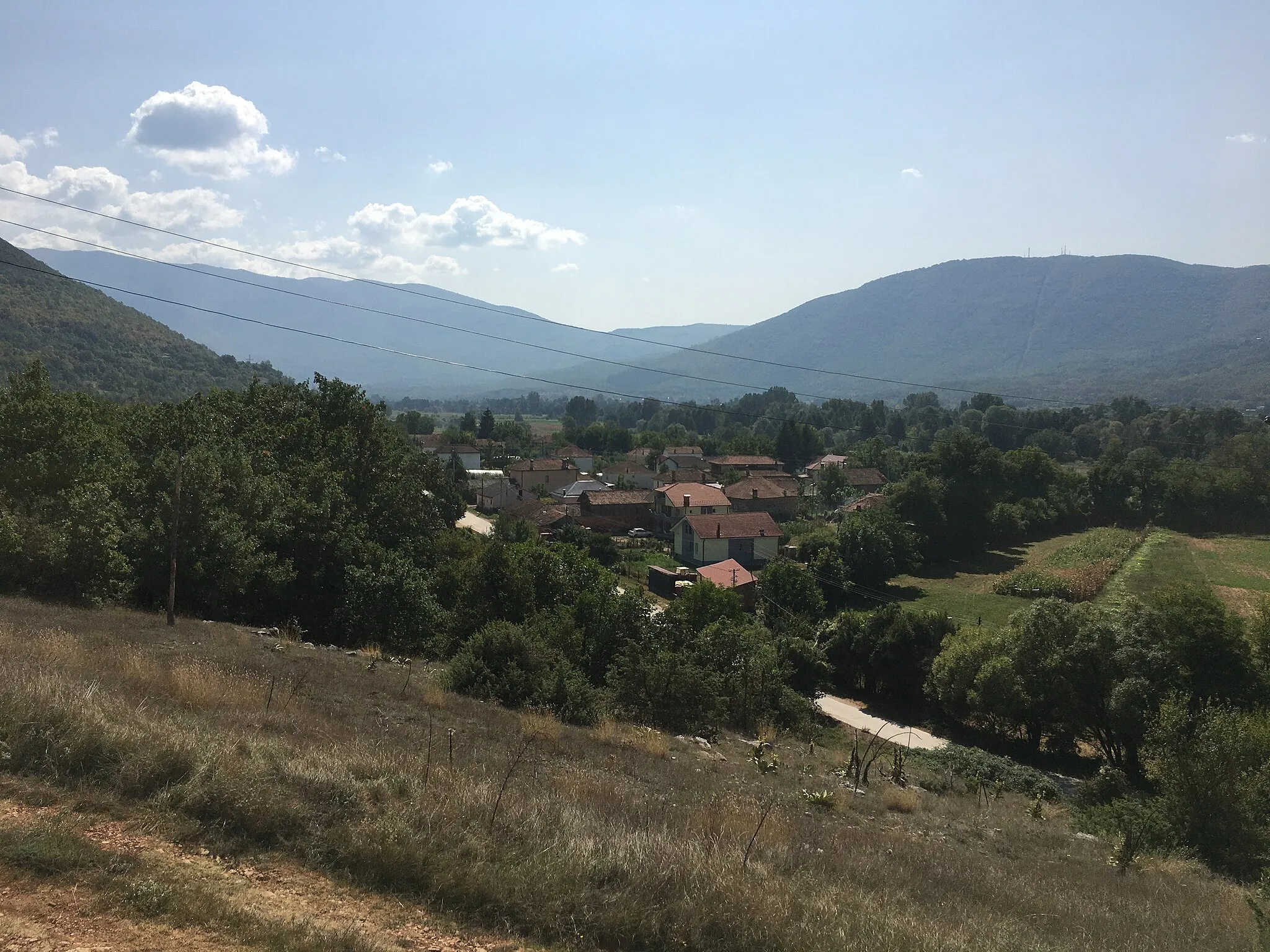 Photo showing: A view of the village of Bigor Dolenci