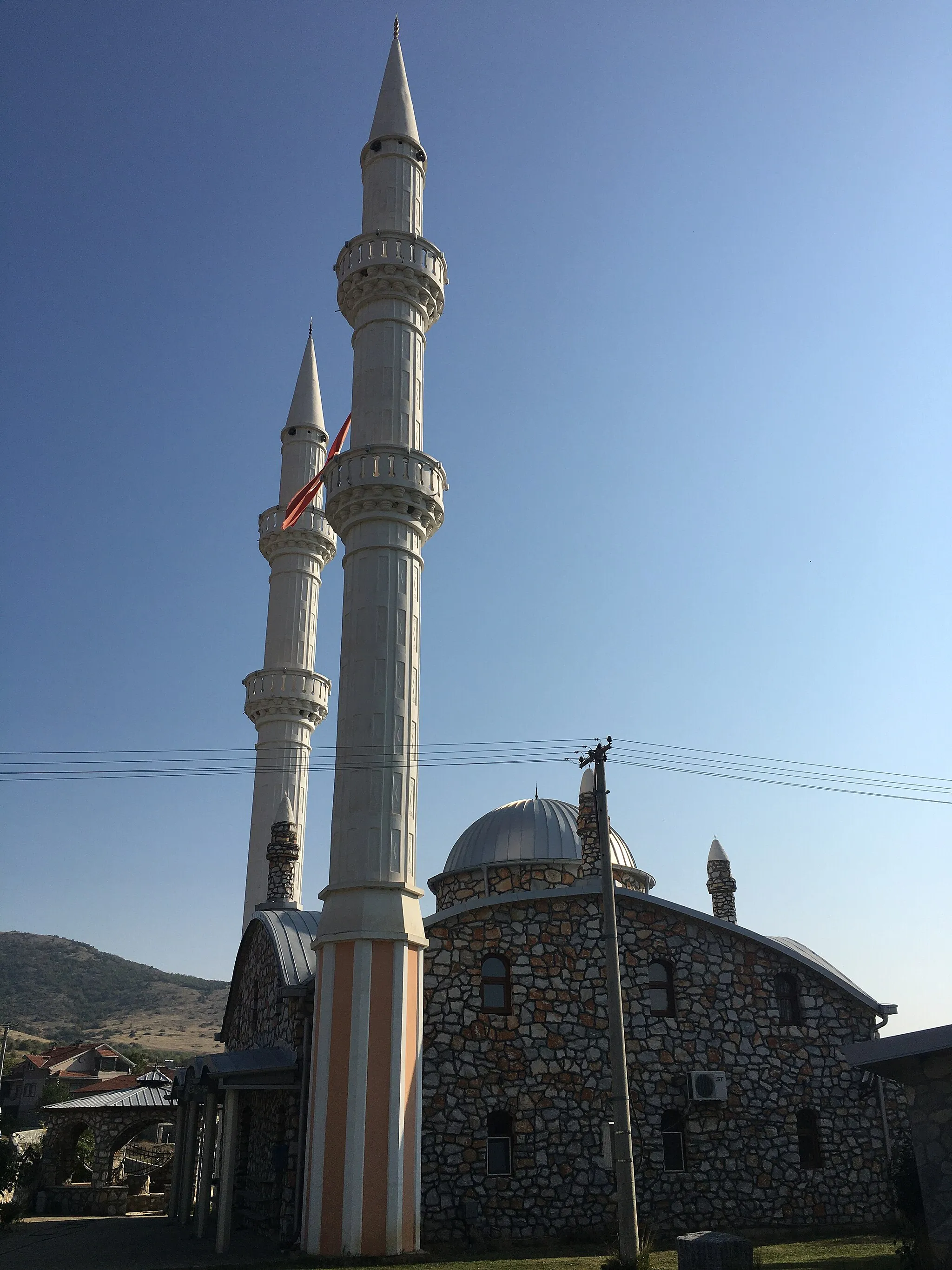 Photo showing: Bataloska Džamija in the village of Debrešte