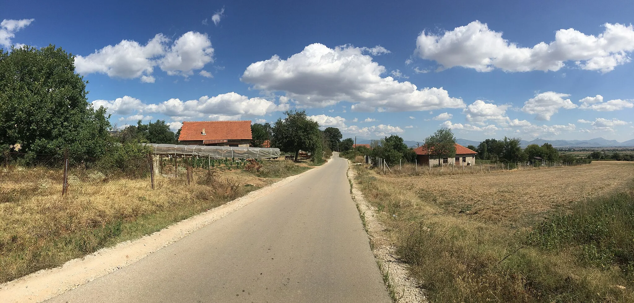 Photo showing: A panoramic view of the village of Miloševo