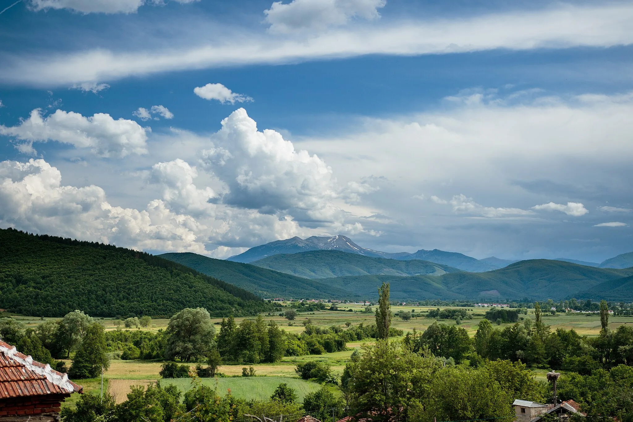 Photo showing: Small field in front of the village Graište