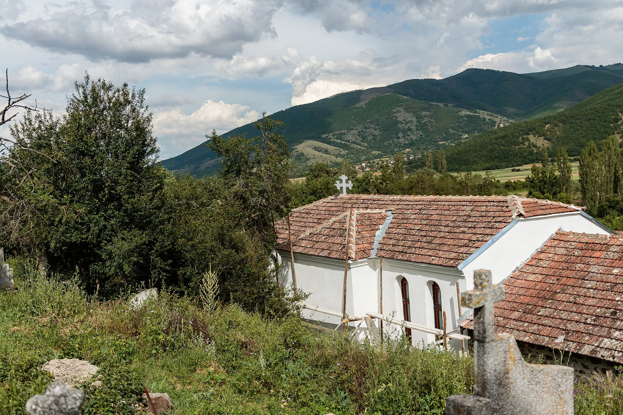 Photo showing: Church in the village Graište