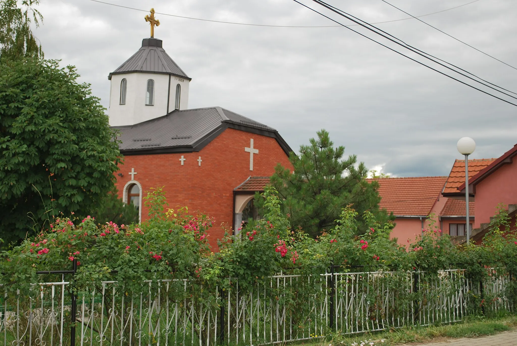 Photo showing: St. George's Church in Petrovec, Macedonia