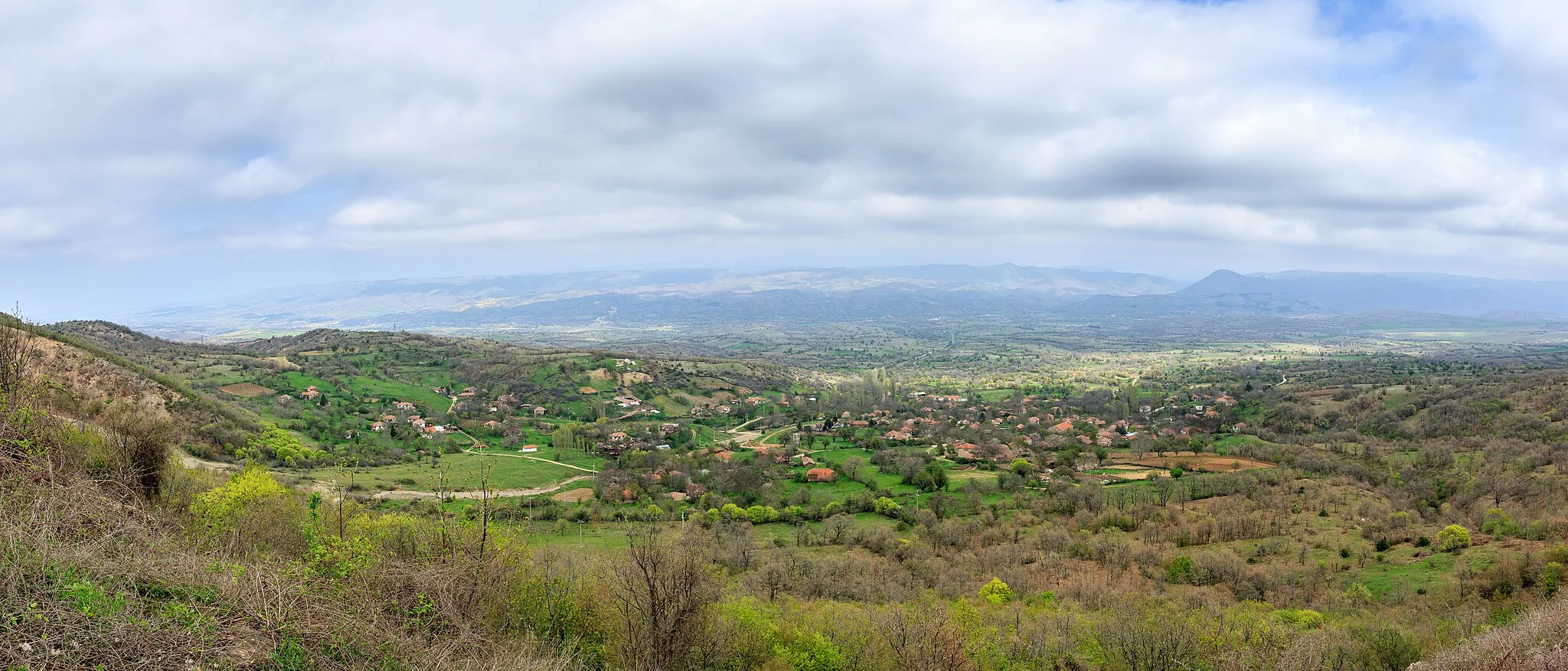 Photo showing: Panoramic view of the village of Leskovica