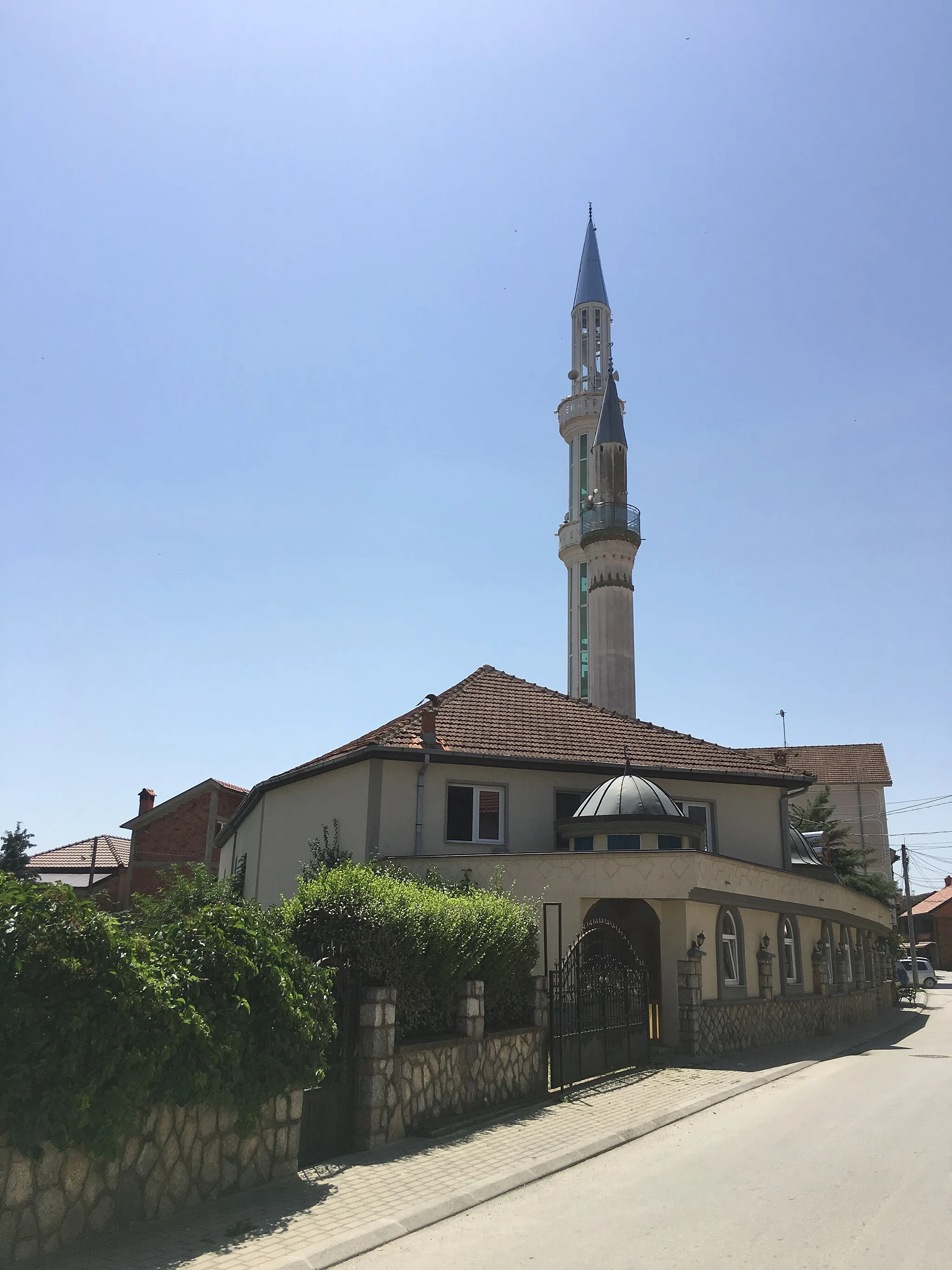 Photo showing: Central mosque in the village Velešta