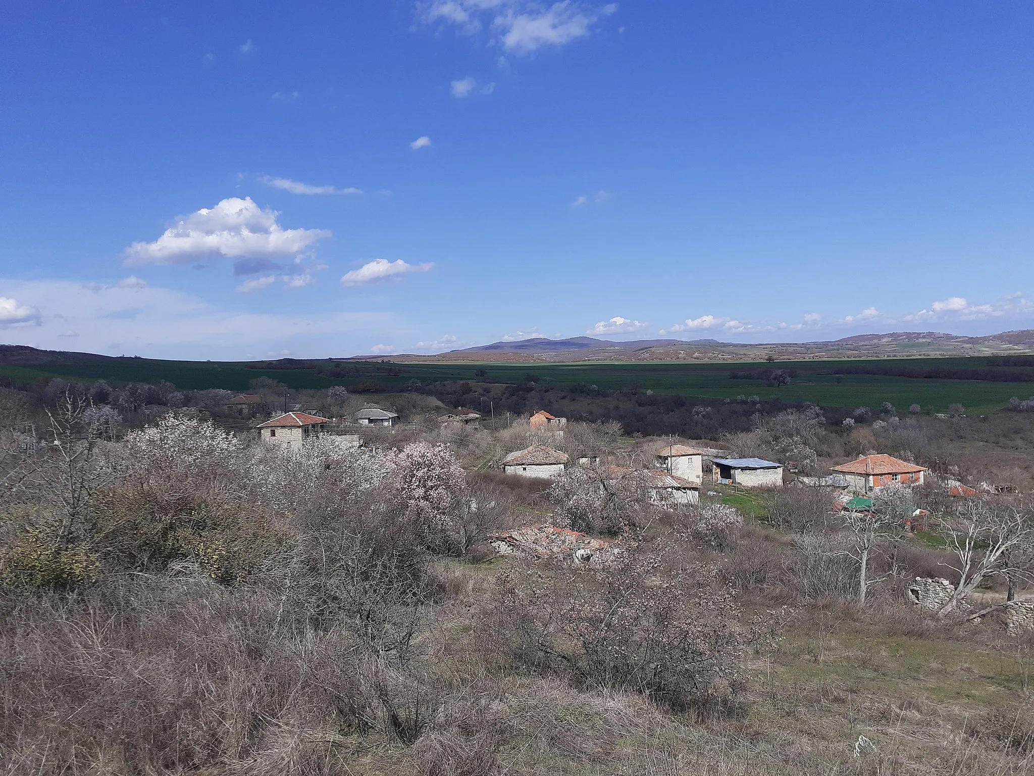 Photo showing: Lugunci village in Veles municipality, Macedonia