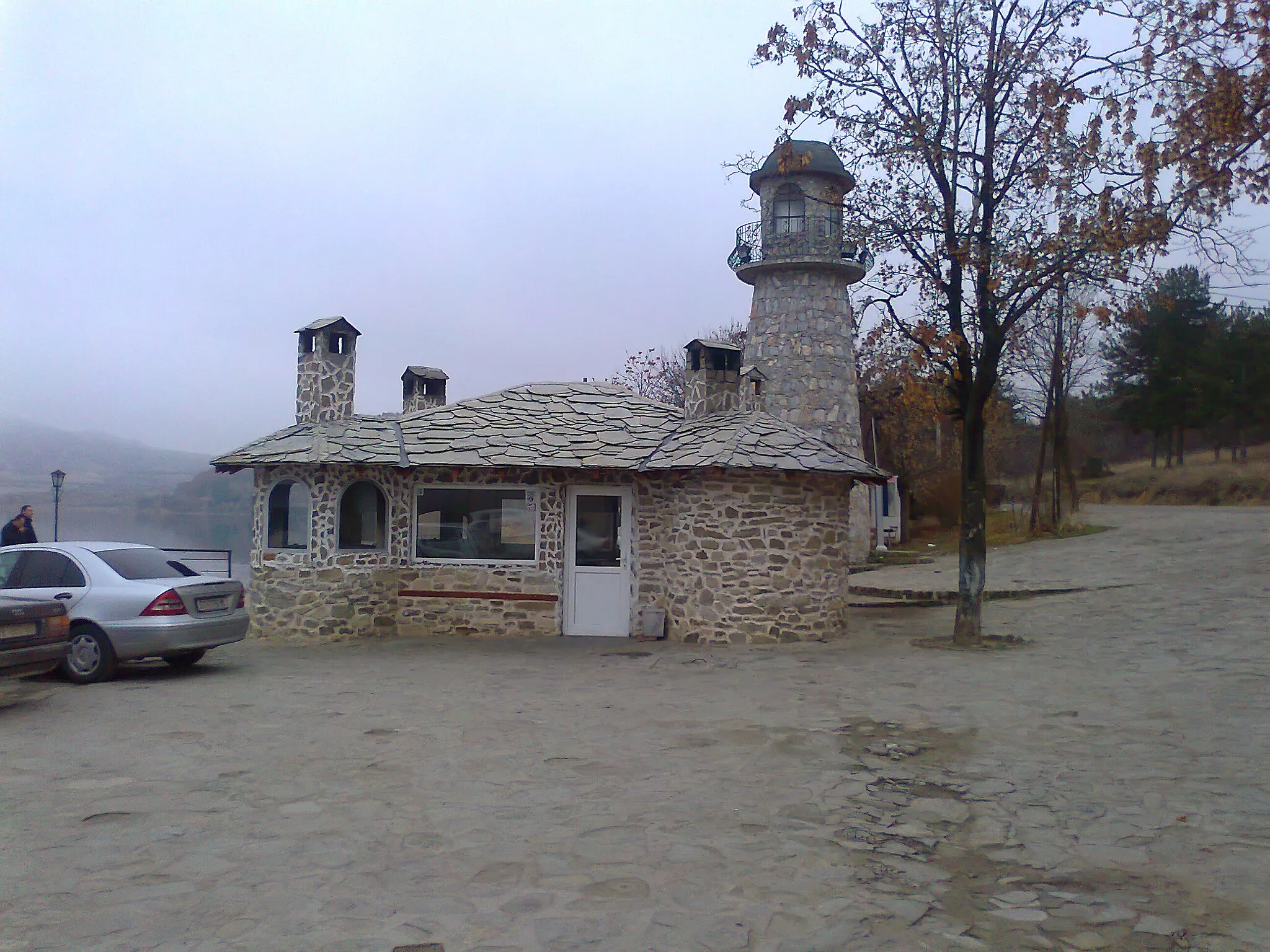 Photo showing: Veles na ezeroto Mladost