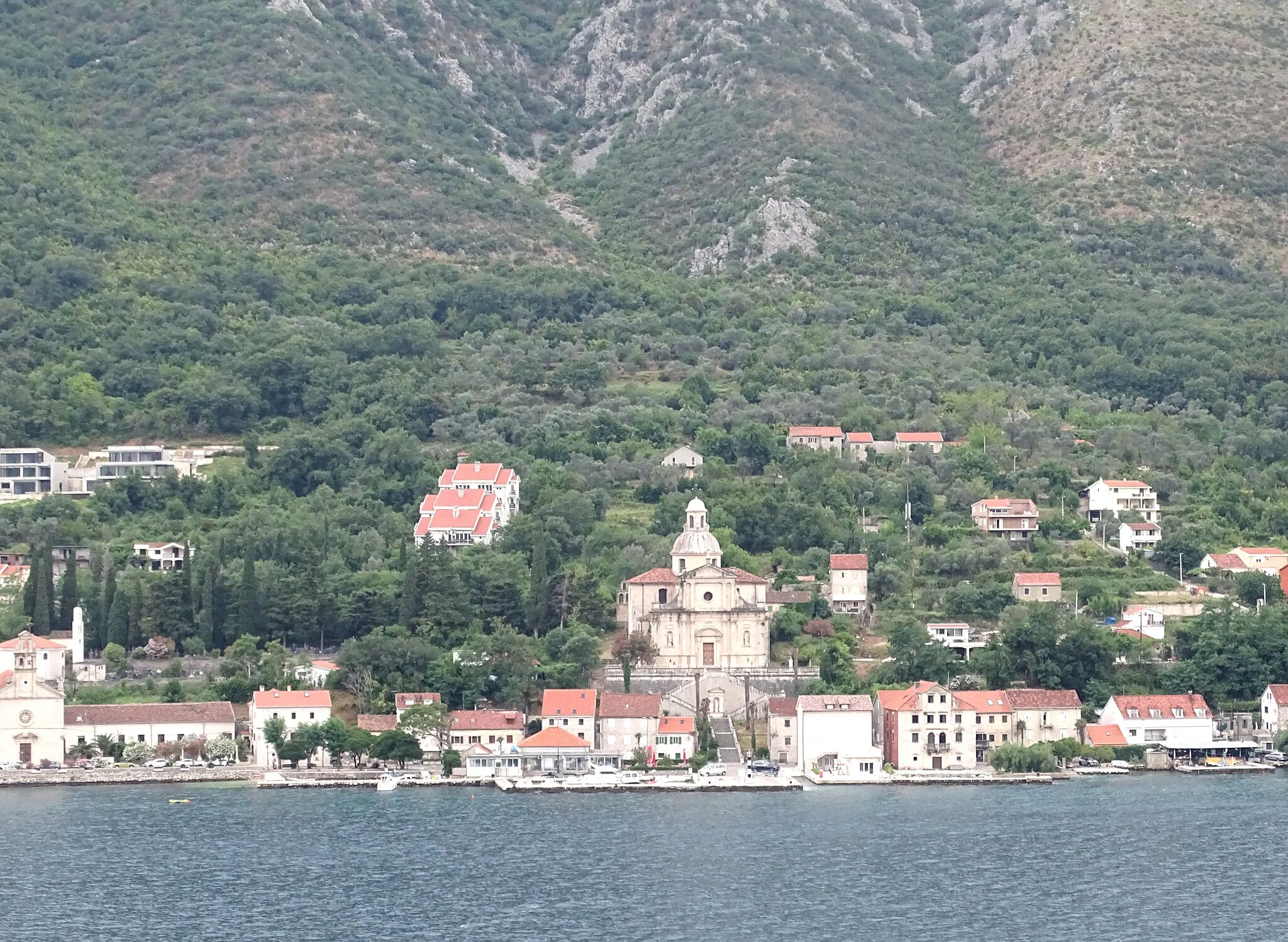 Photo showing: Bay of Kotor, Montenegro.
