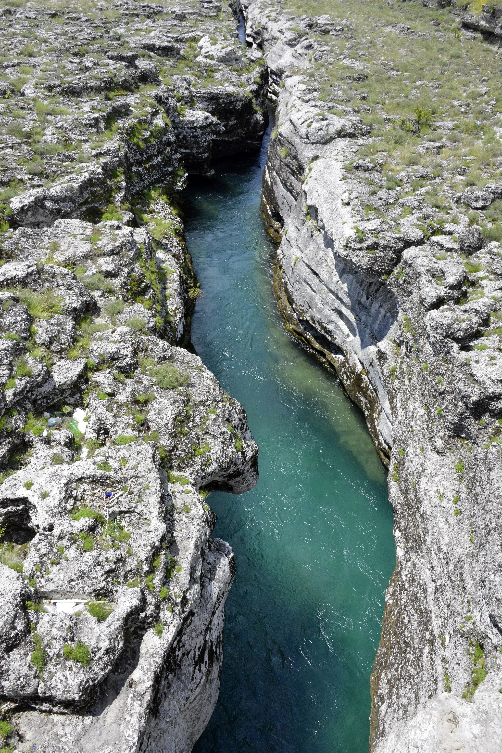 Photo showing: Cijevna (Cem)  river in Montenegro