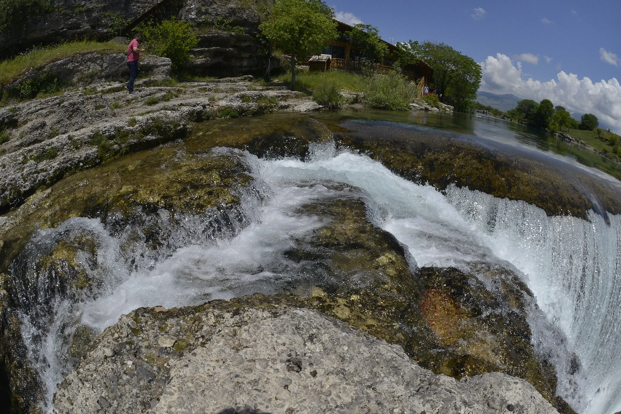 Photo showing: Waterfalls on Cijevna (Cem)  river in Montenegro