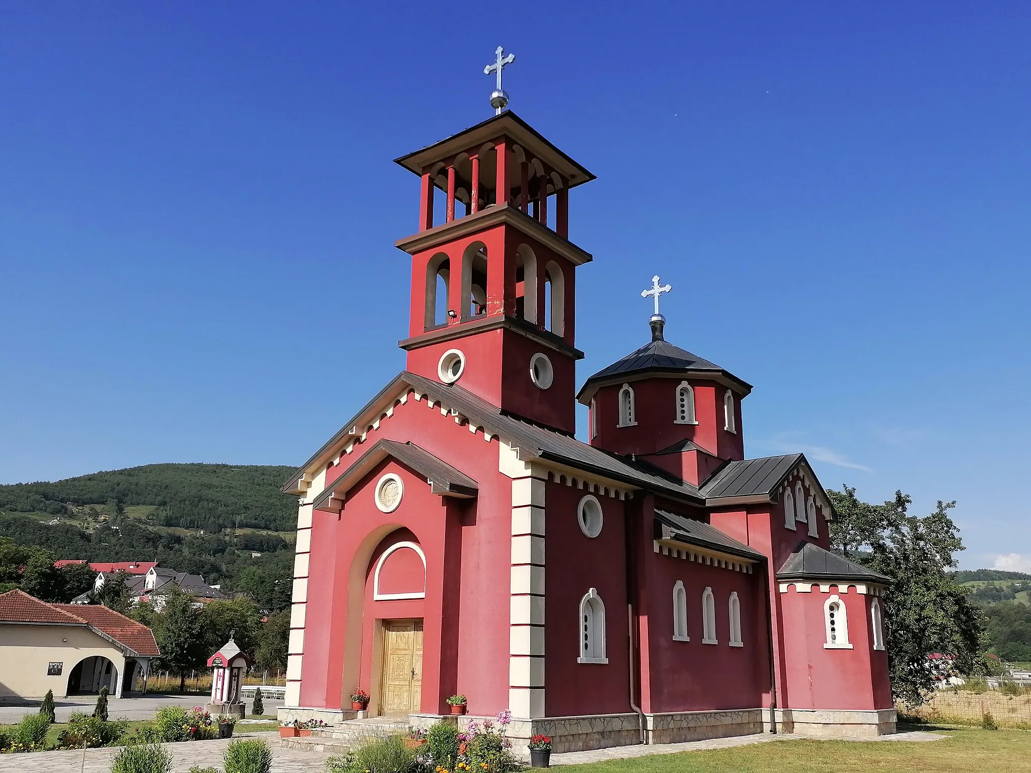 Photo showing: Свјетлопис србске православне цркве Христовог рођења у Мојковцу.