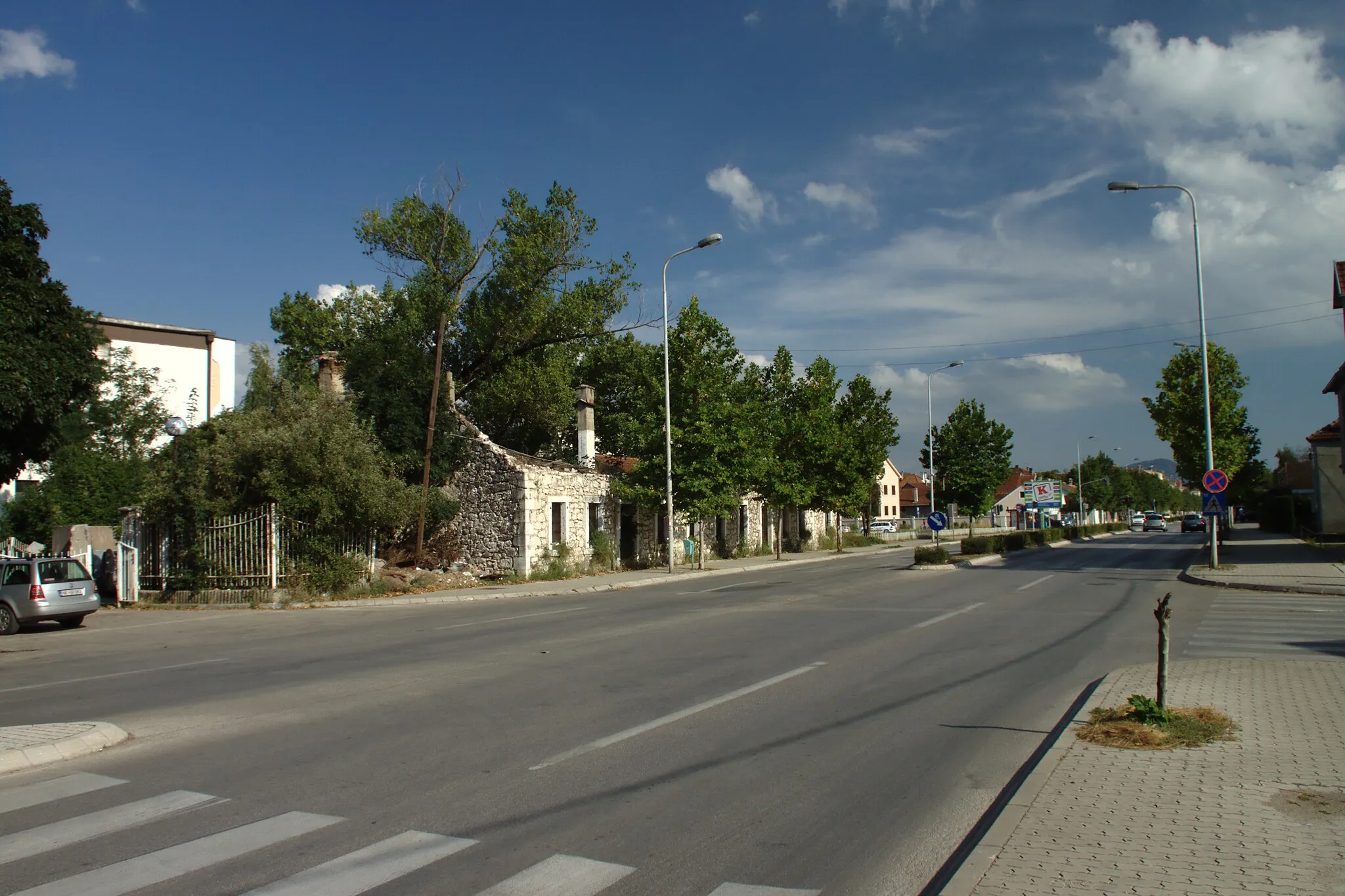 Photo showing: A road from Nikšić to Bosnia and Herzegovina, northern outskirts of Nikšić