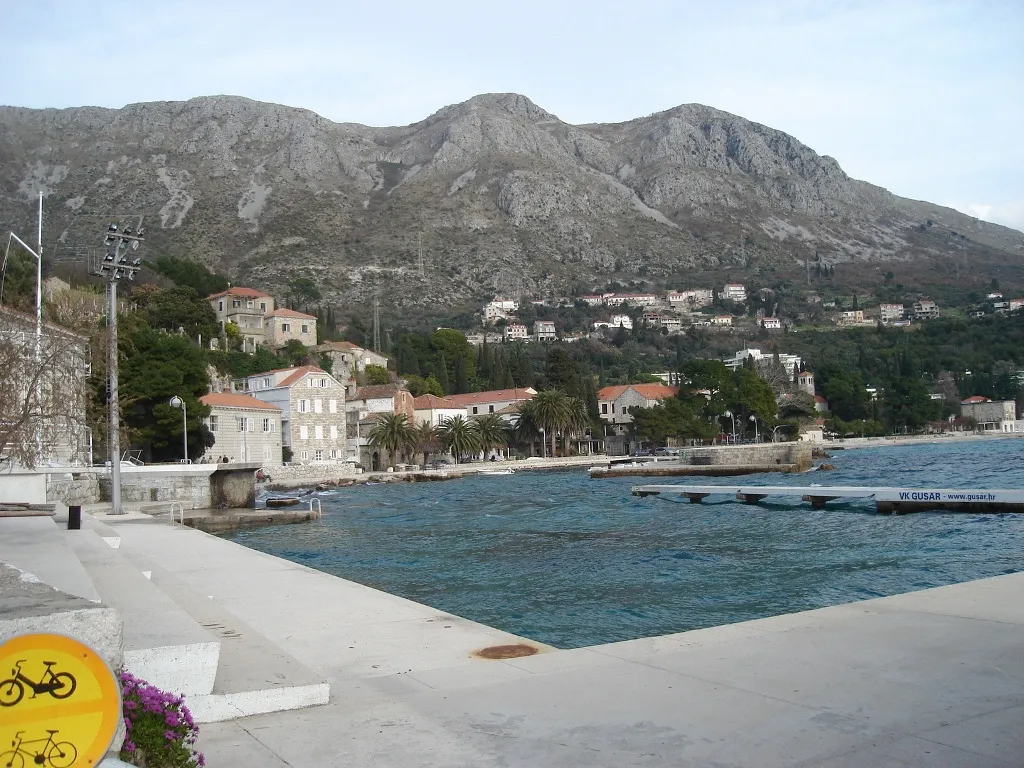 Photo showing: Village Mlini near Dubrovnik