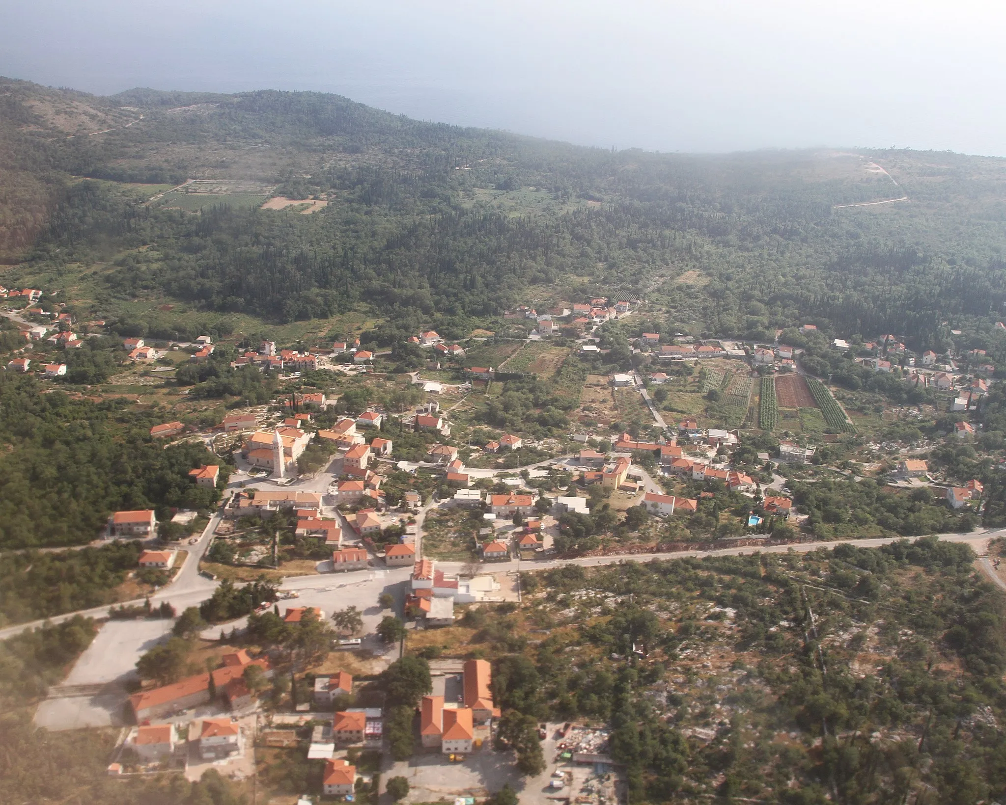 Photo showing: Image from the municipality of Konavle, southeastern Croatia. this municipailty contains a number of islands, the southernmost islands on this part of the Adriatic.