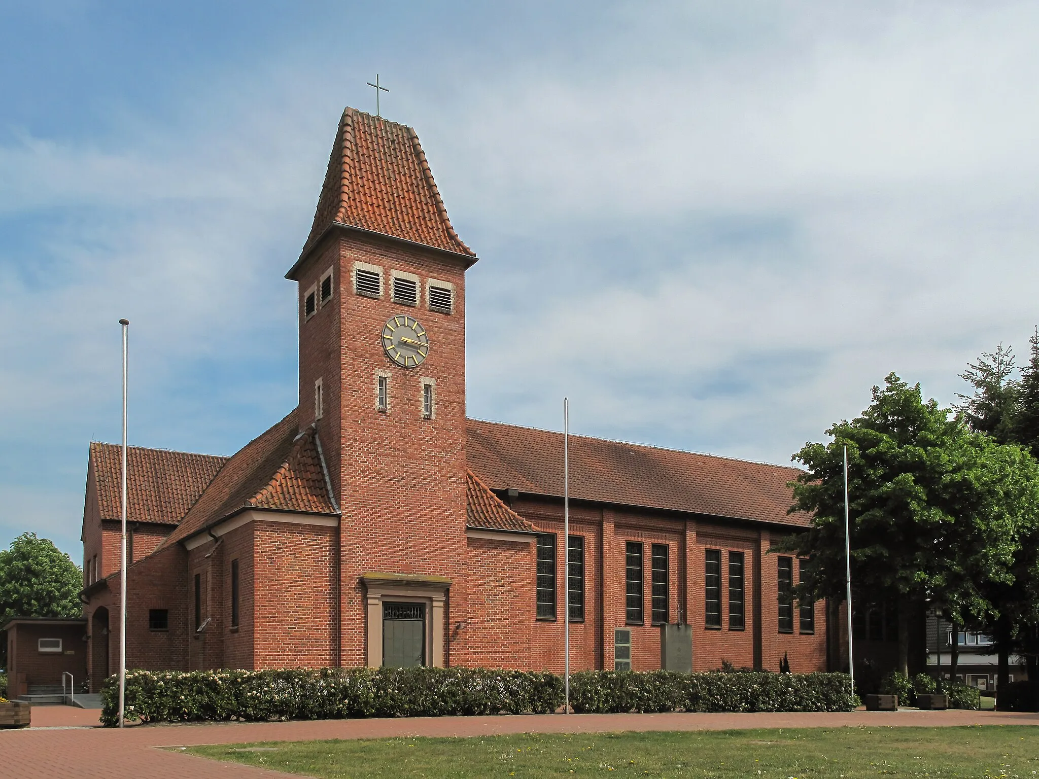 Photo showing: Osterbrock, church: Sankt Isidorkirche