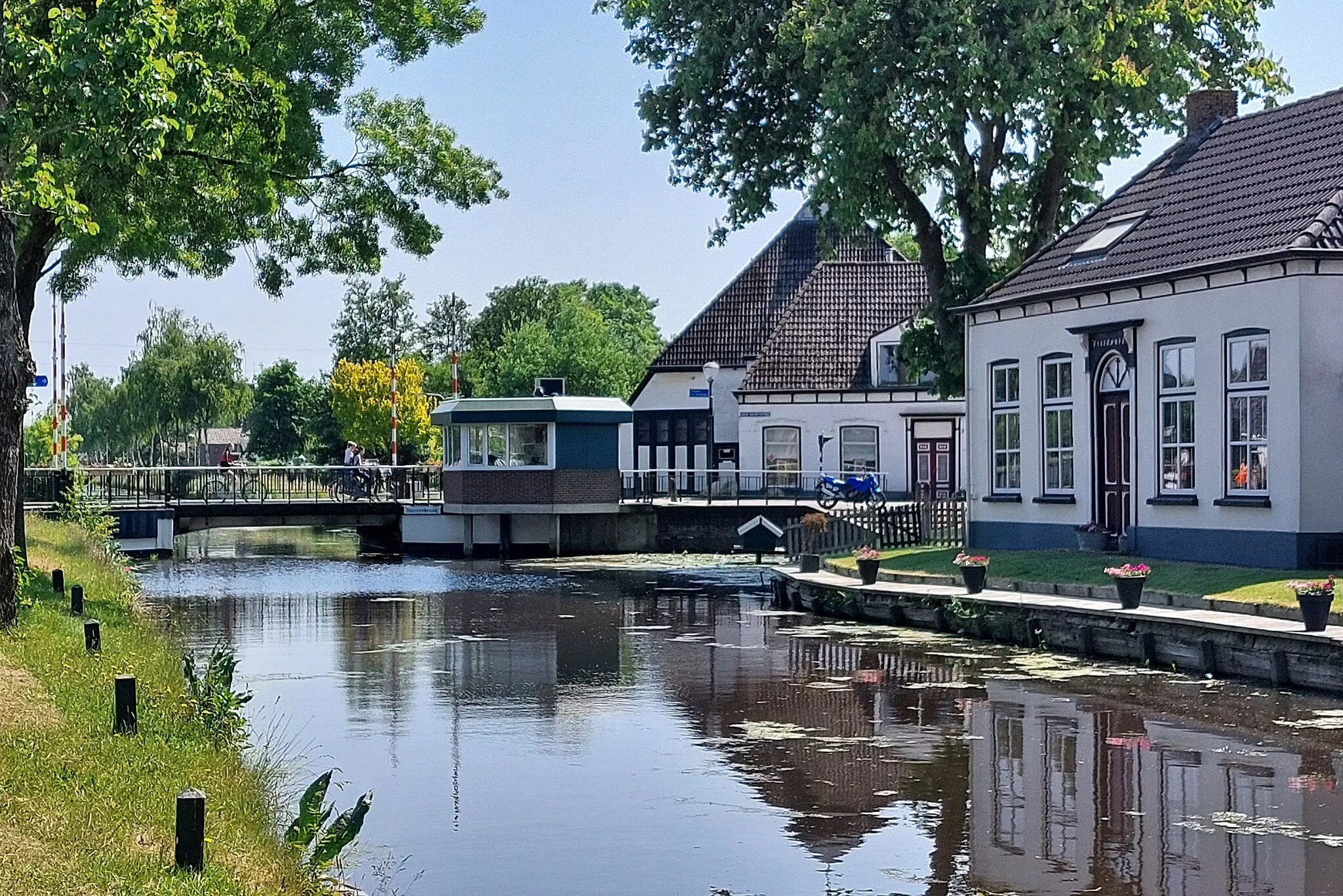 Photo showing: Donkerbroek, Opsterlânske Kompanjonsfeart