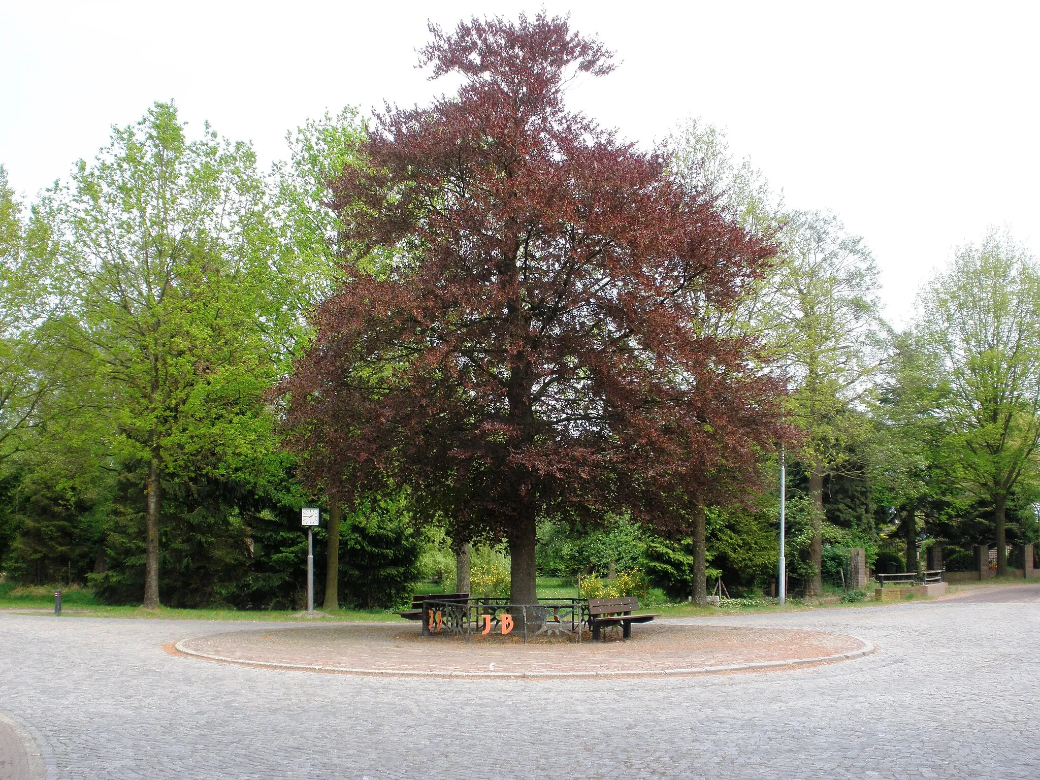 Photo showing: Plein in De Maten in de gemeente Vlagtwedde.