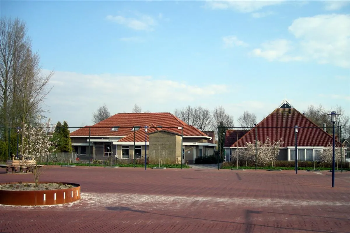 Photo showing: Rottum (Friesland), OBS De Ynset en Doarpshus