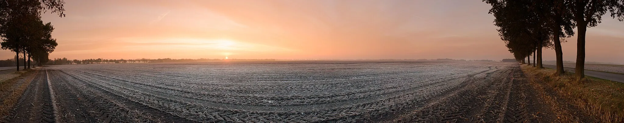 Photo showing: Panorama of a field Eexterveen and Eexterveenschekanaal, The Netherlands