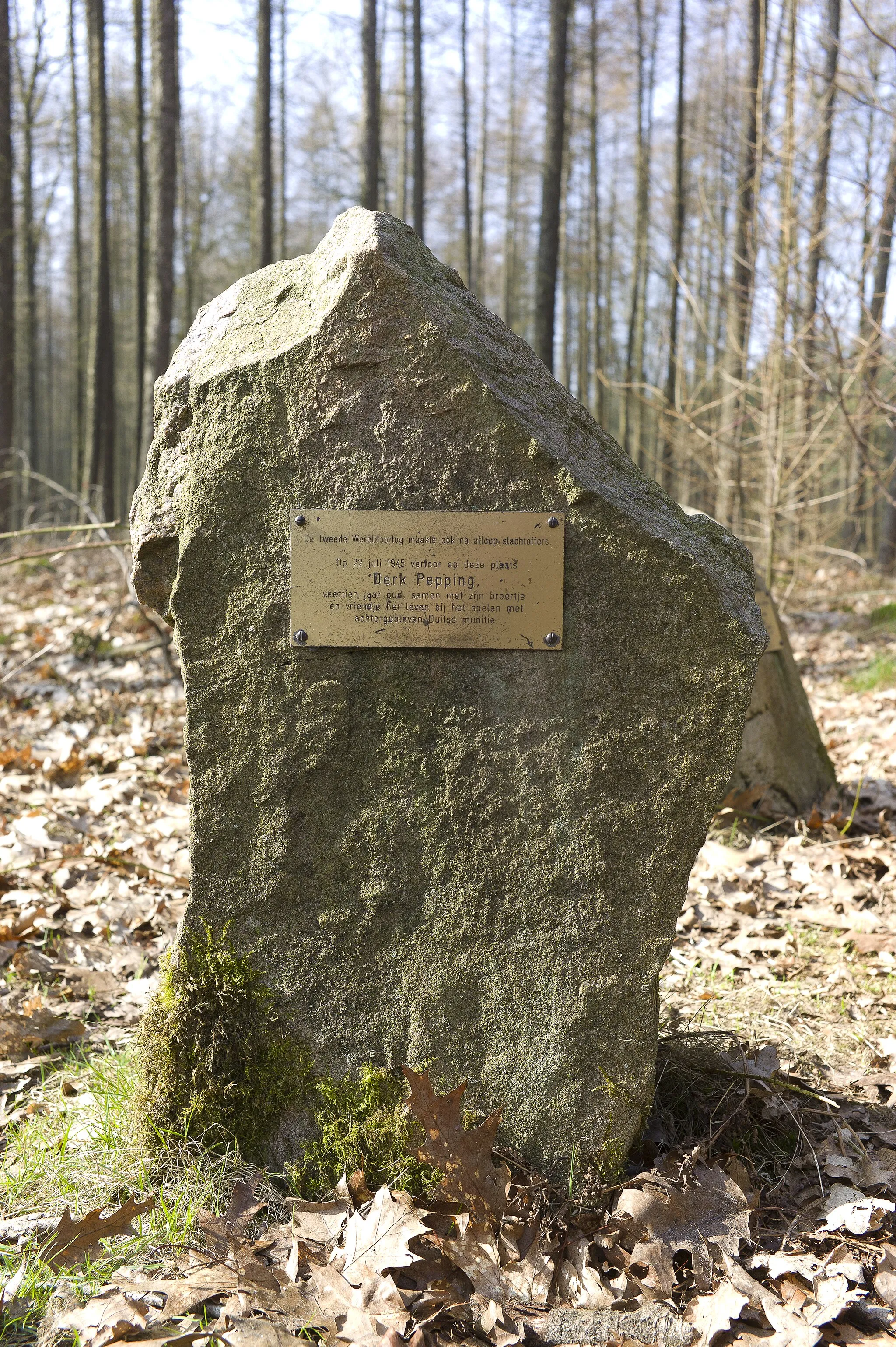 Photo showing: This is an image of a war memorial in the Netherlands, number: