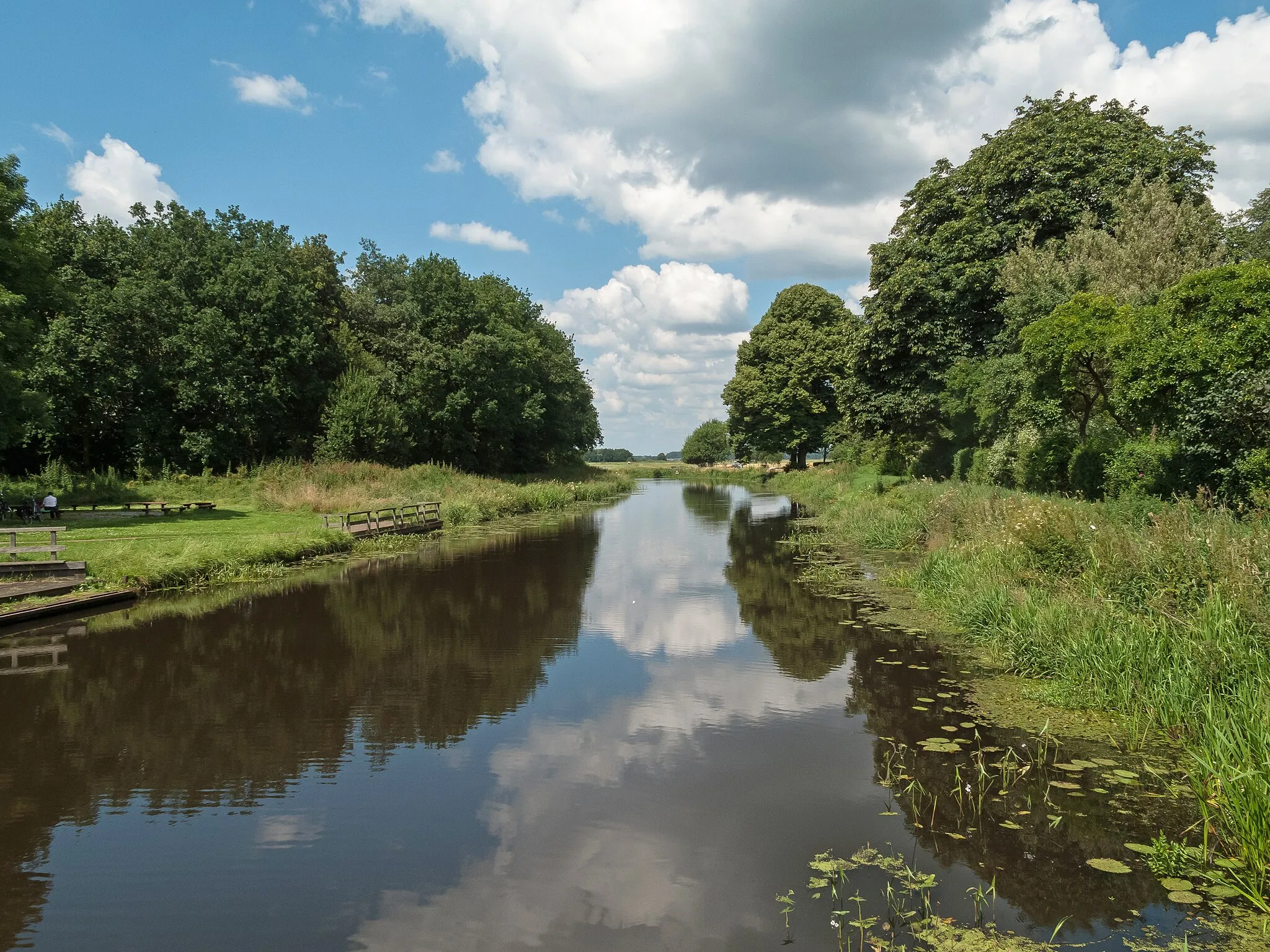 Photo showing: near Spijkerboor, canal: the Hunze / Oostermoerse Vaart