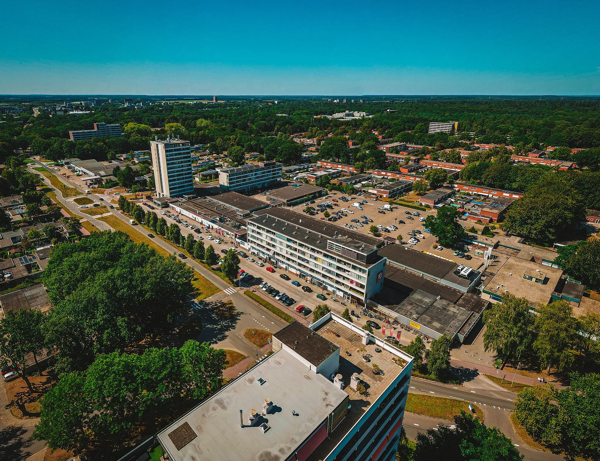 Photo showing: Winkelcentrum Angelslo te Emmen in 2022