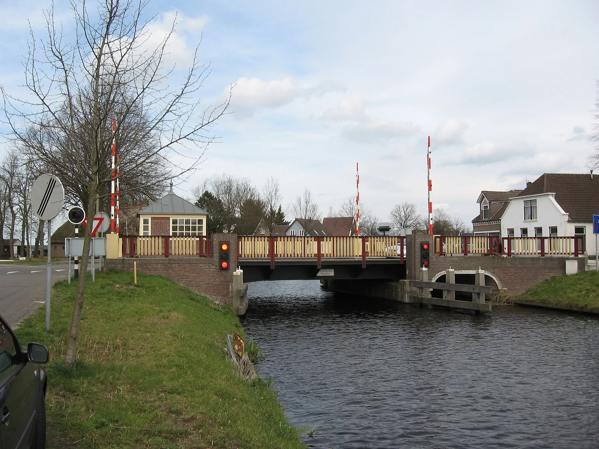 Photo showing: The Norgerbrug, one of the bridges across the nl:Drentsche Hoofdvaart