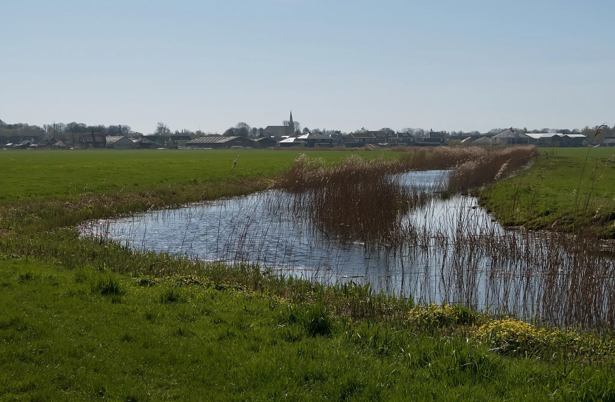 Photo showing: Koudum, town panorama from the polder