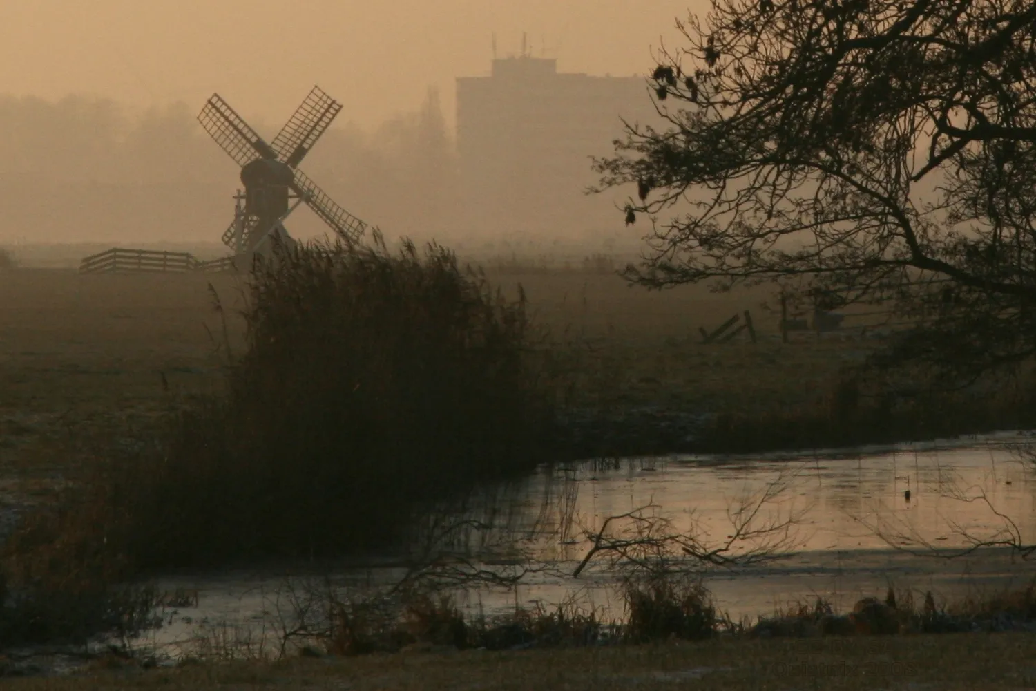 Photo showing: Hartwert: Oegekloostermolen - sfeerfoto