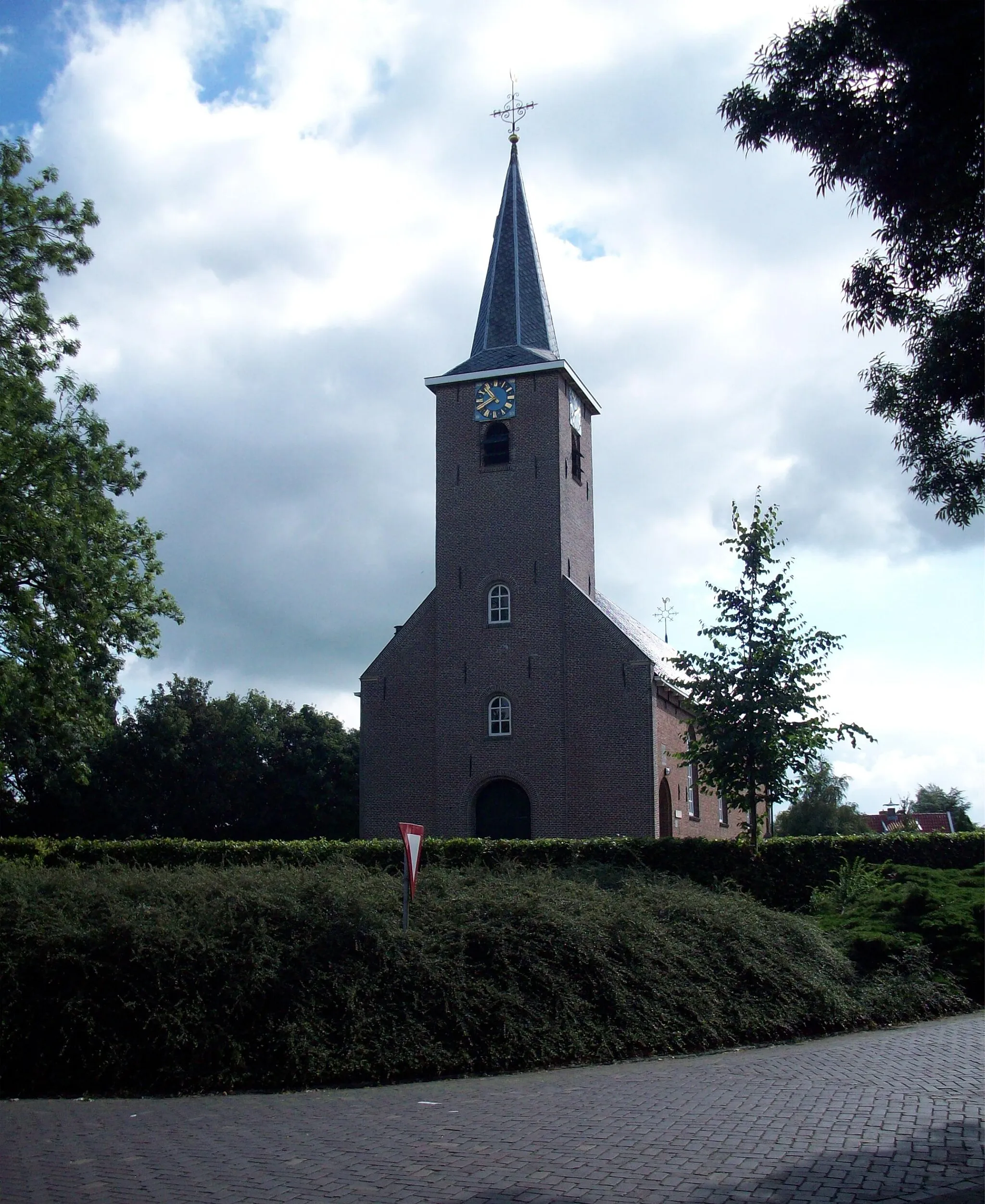 Photo showing: The church of Garyp, in the Dutch province of Friesland