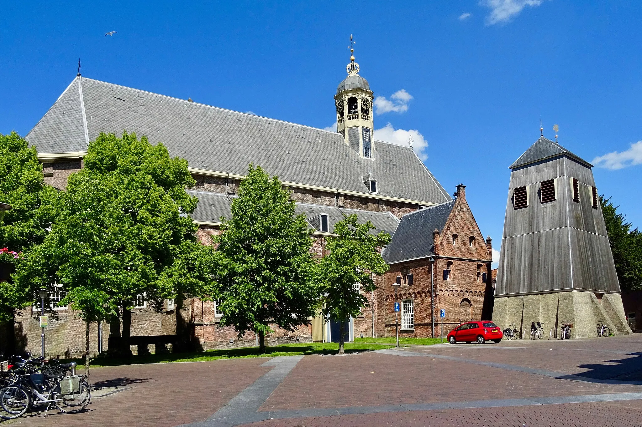 Photo showing: Martinikerk Sneek met klokkentoren