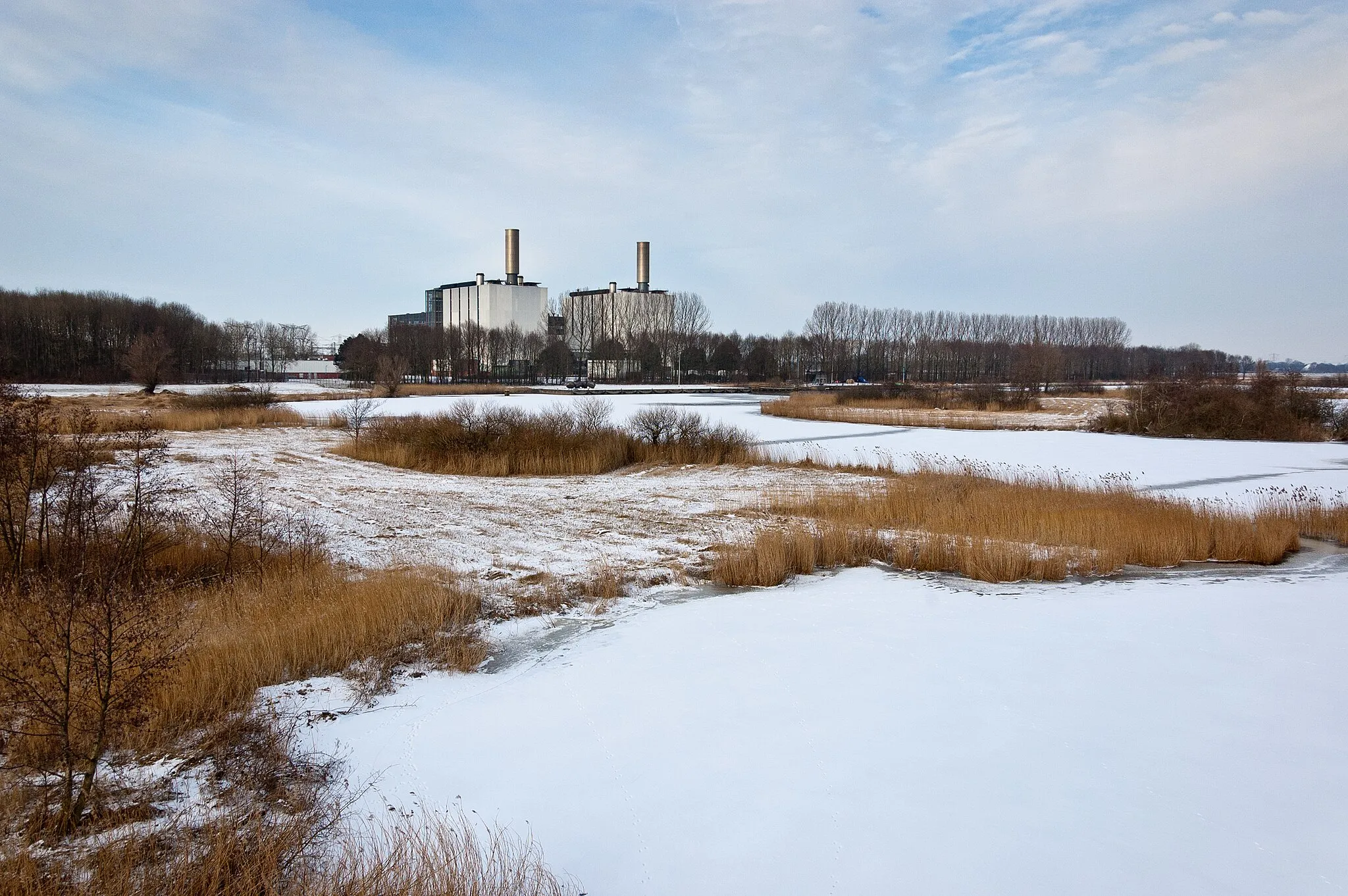 Photo showing: Electriciteits-centrale aan de Burgumermar