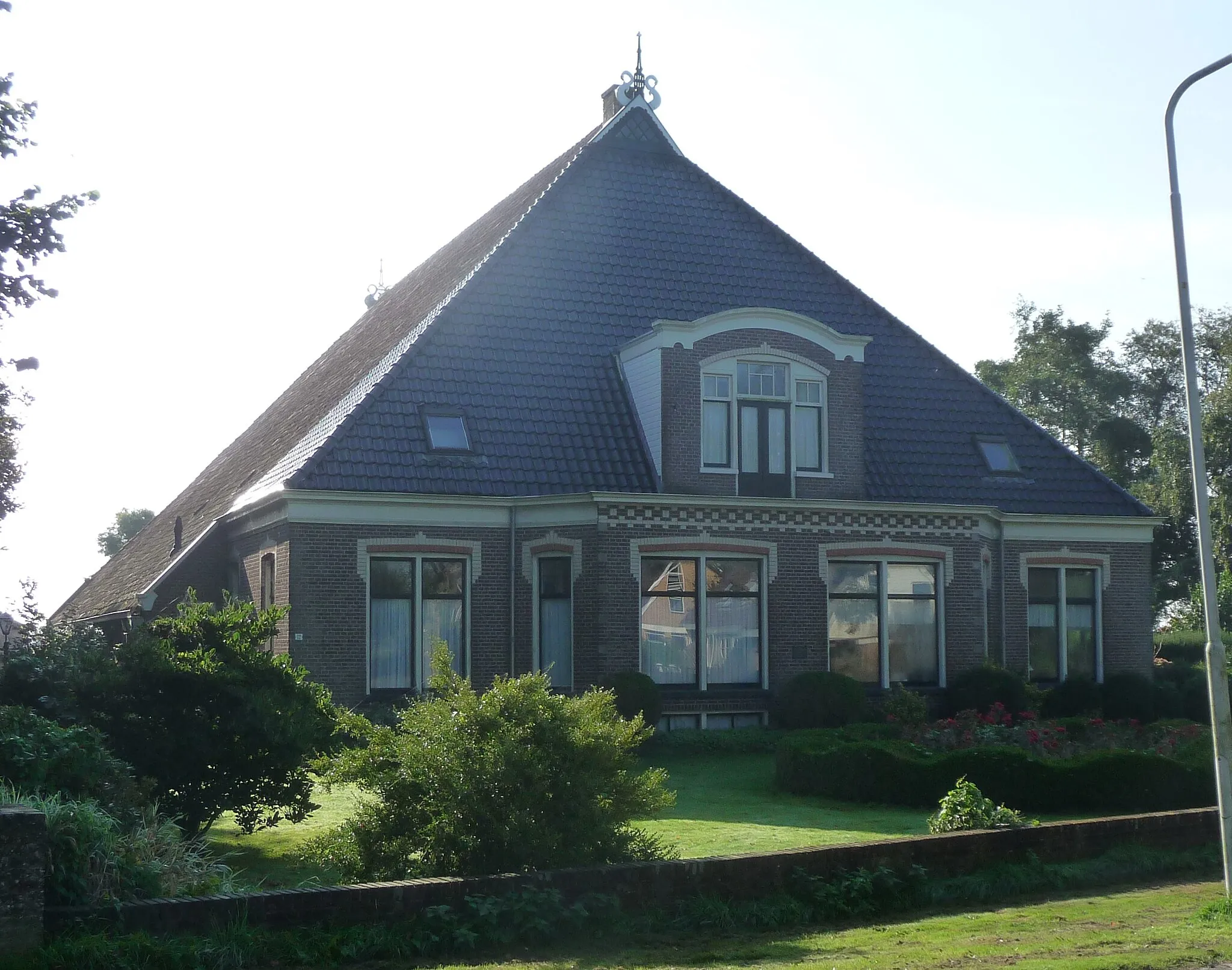 Photo showing: This is an image of a municipal monument in De Fryske Marren with number