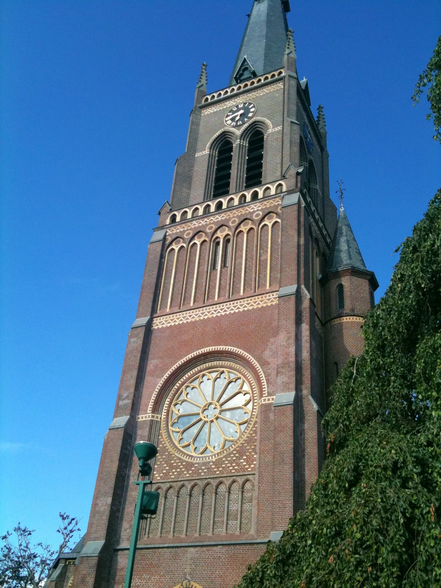 Photo showing: Saint Nicholas church in Sint Nicolaasga, Skarsterlân, Friesland, Netherlands.