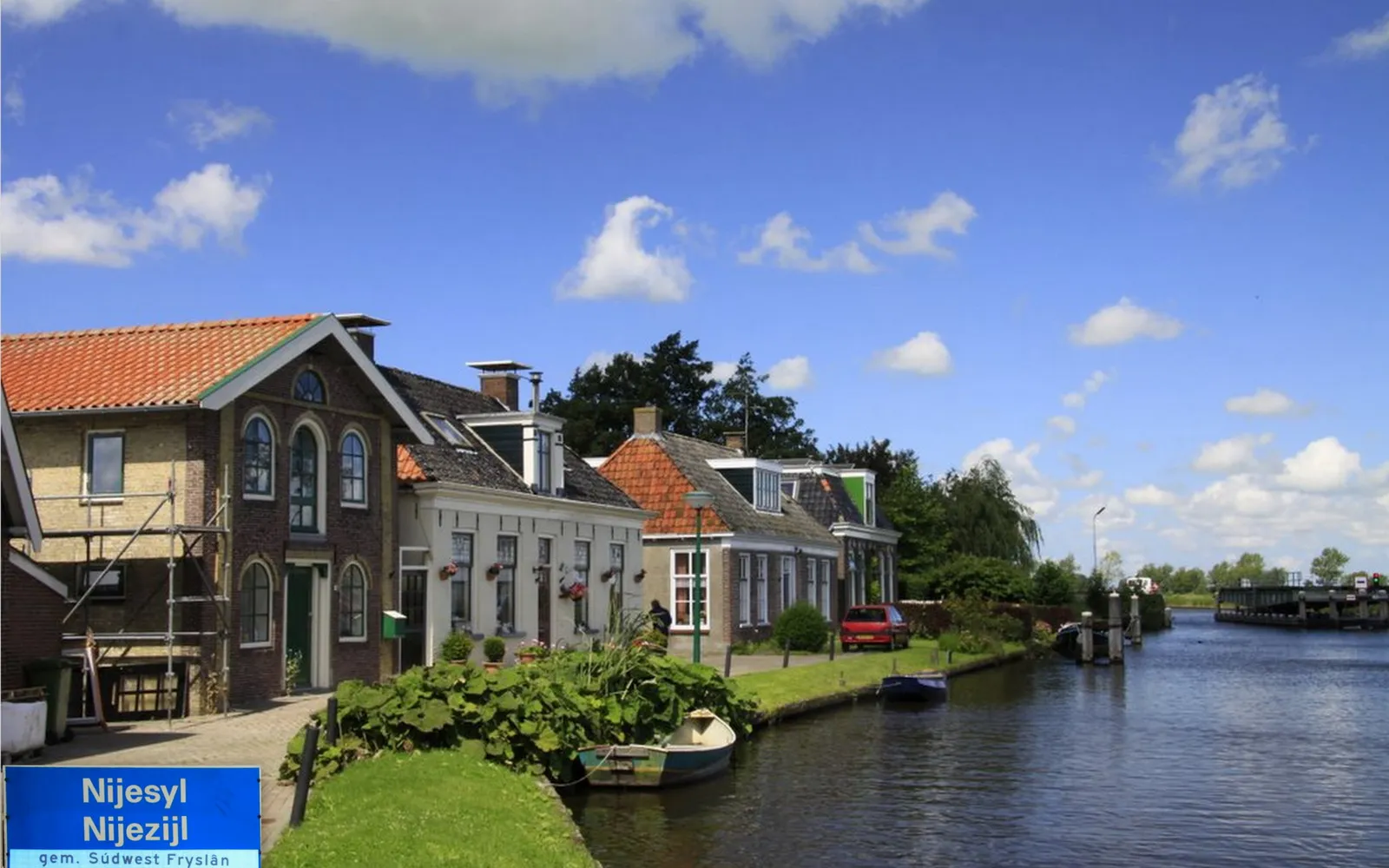 Photo showing: In Friesland en Groningen noemen ze een sluis vaak een zijl of Syl.