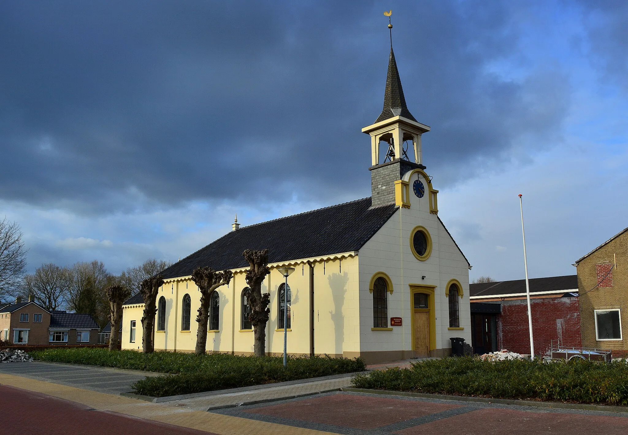 Photo showing: Sânhuzen-De Like, Herfoarme Tsjerke