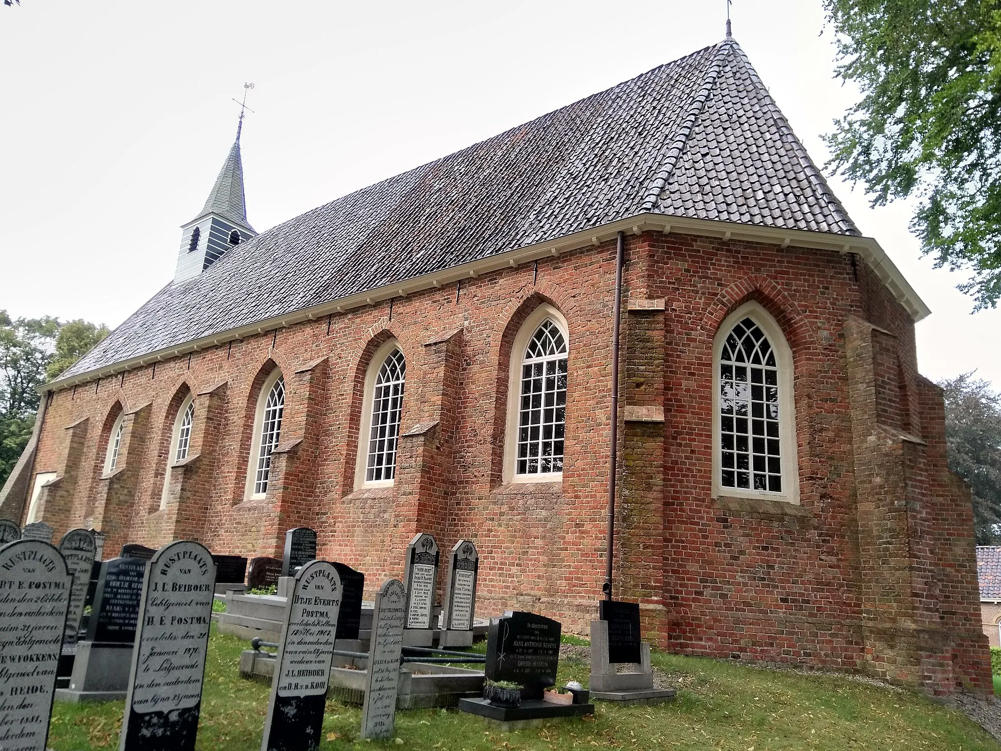 Photo showing: 15e-eeuwse kerk van Oudwoude vanuit het zuidoosten.