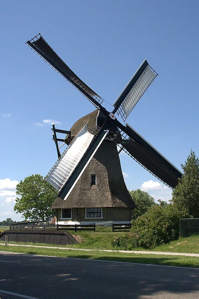 Photo showing: Windmill "De Hersteller" in Sintjohannesga, a village in the Dutch province of Friesland.