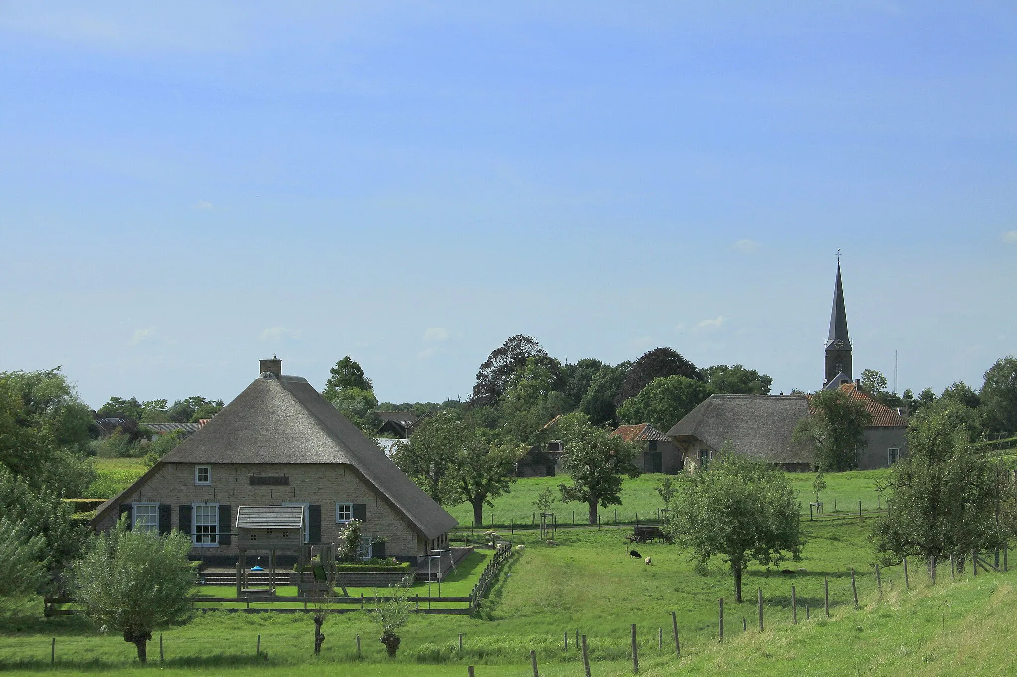 Photo showing: Dorpsgezicht met vooraan links boerderij de Bullebak in Everdingen.