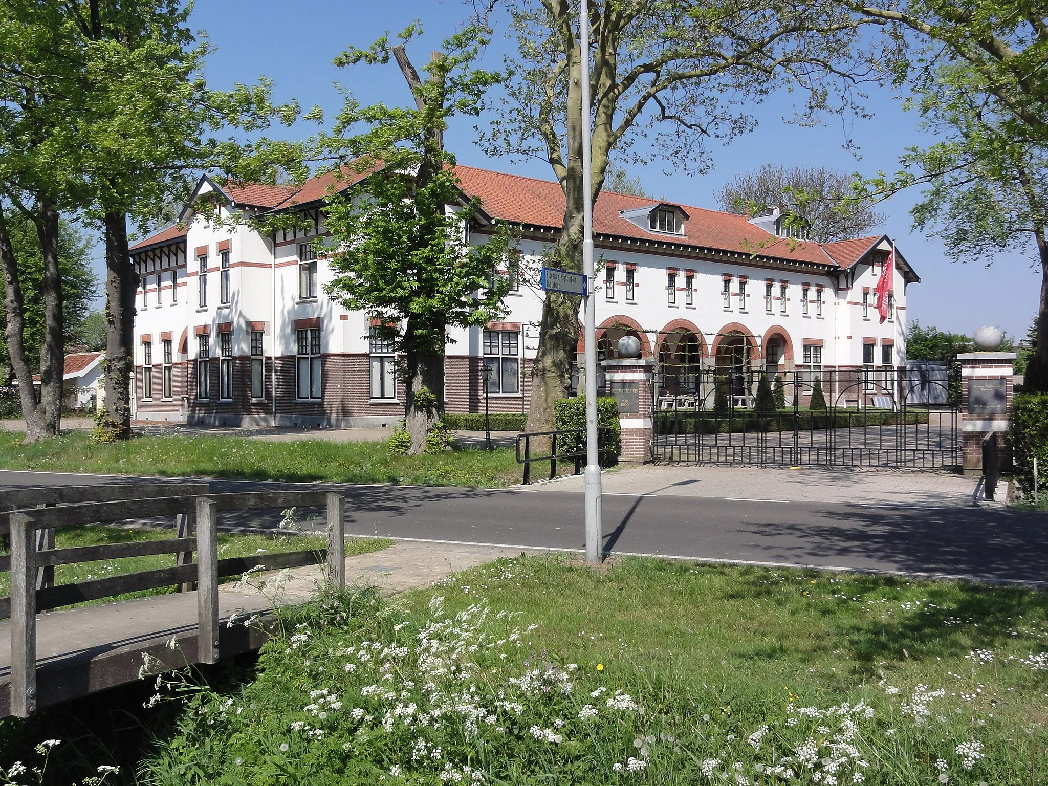 Photo showing: Zetten (Overbetuwe) Het Witte Huis, Florence Nightingale instituut