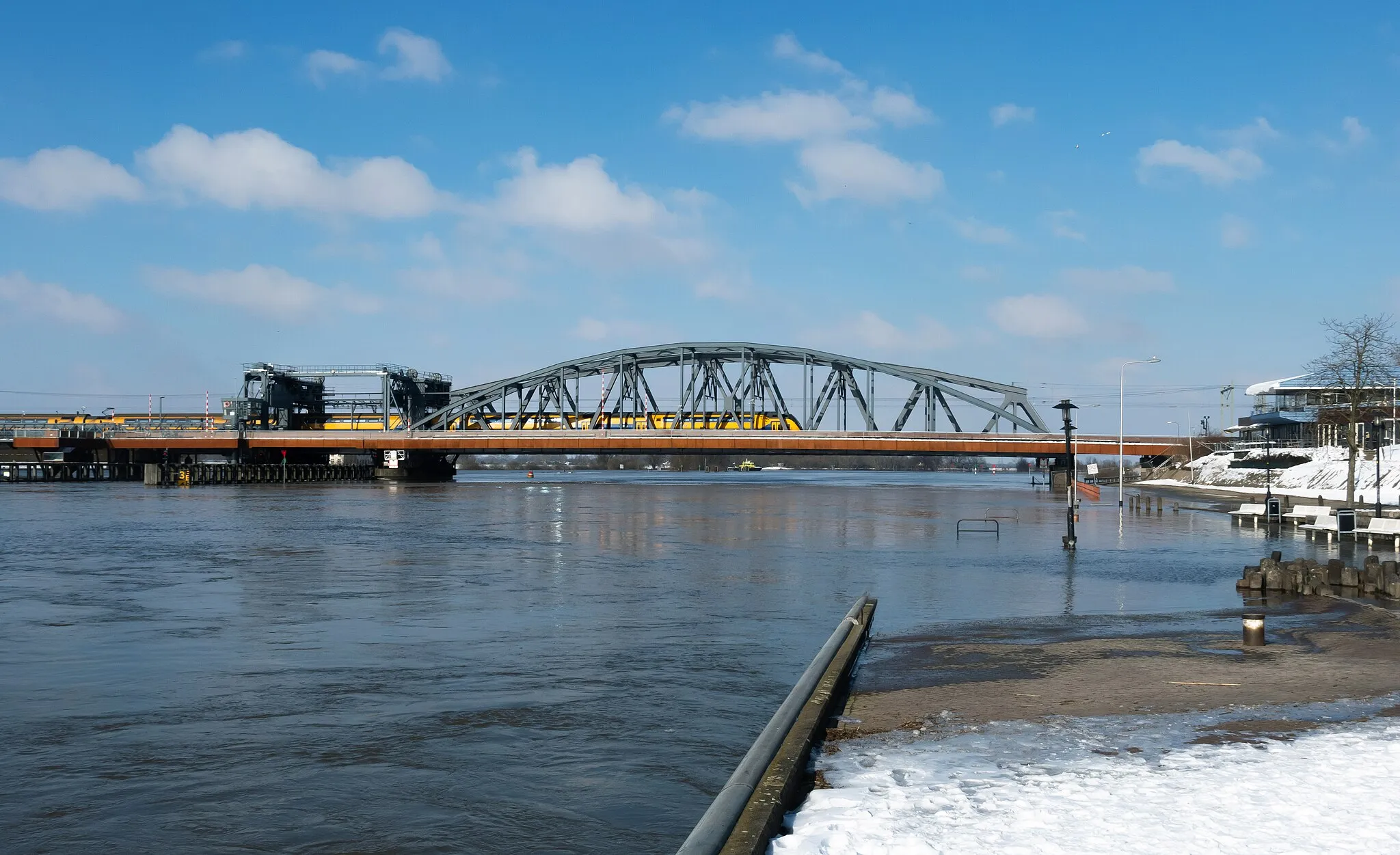 Photo showing: Zutphen, bridge: the Oude IJsselbrug
