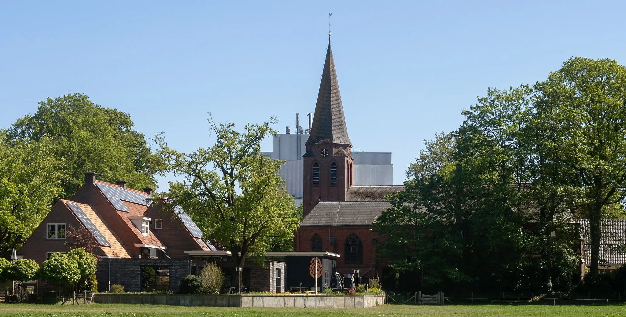 Photo showing: Luttenberg, catholic church