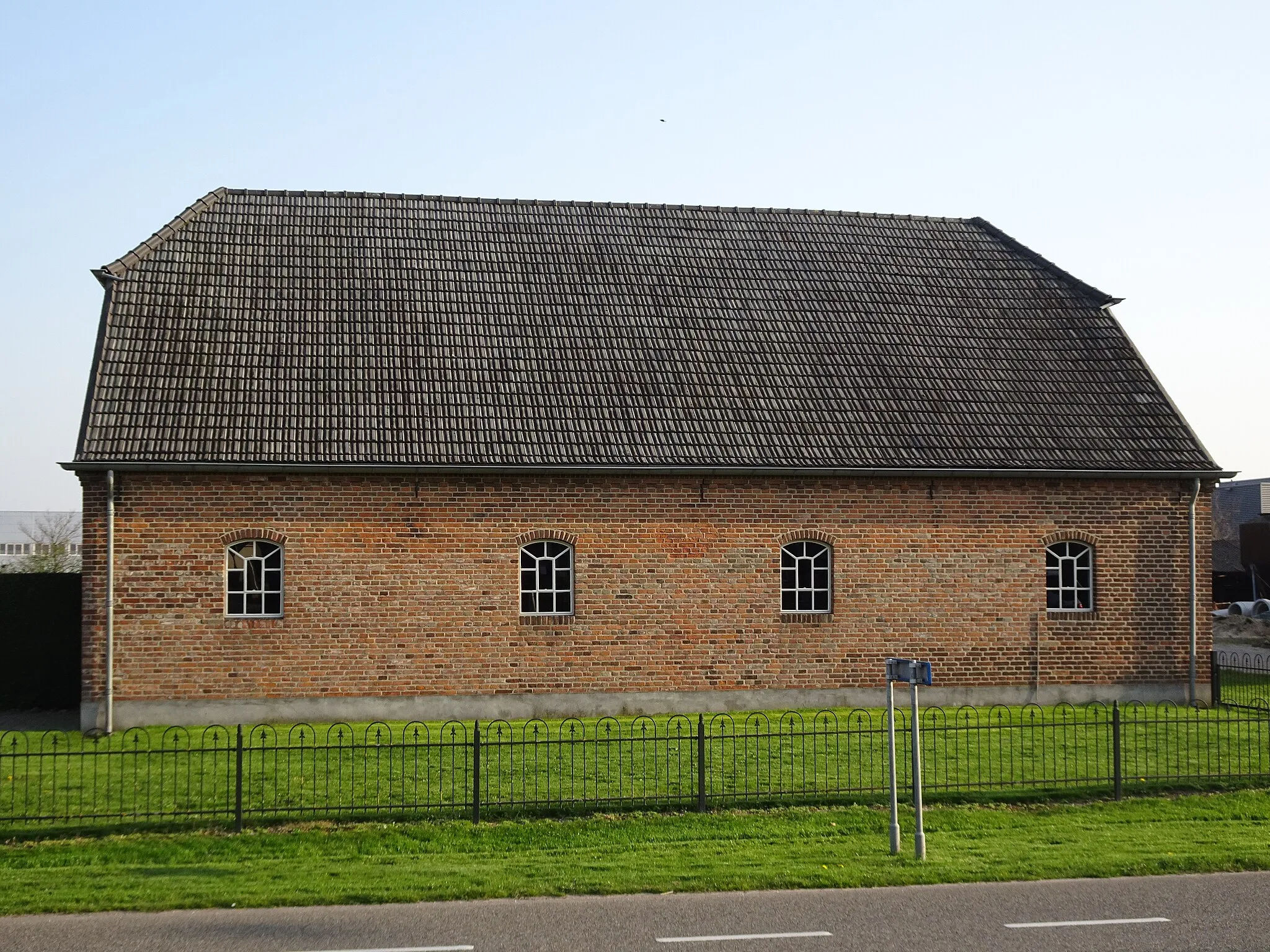 Photo showing: Lengel, schuur bij 's-Heerenberghseweg 1